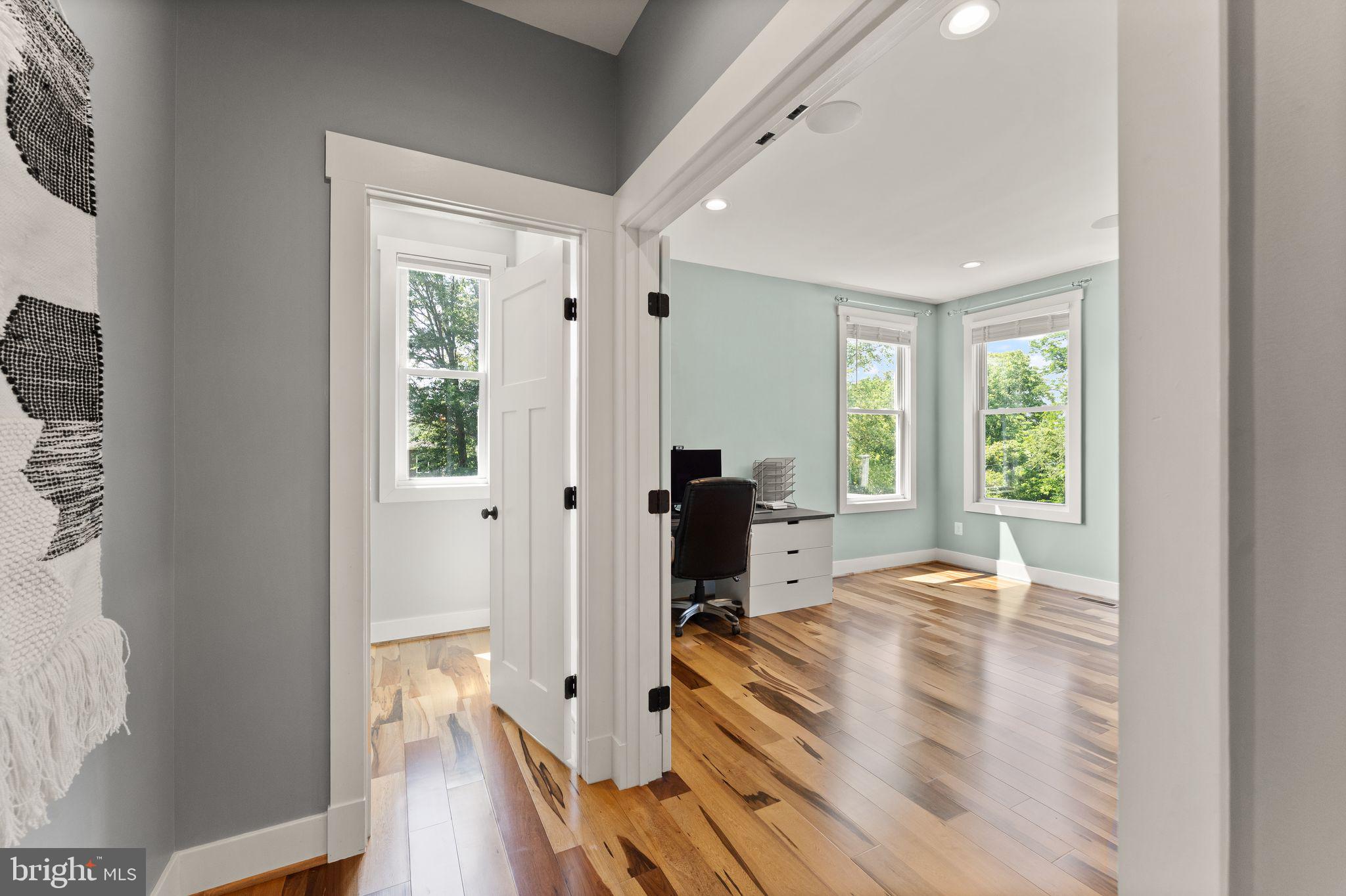 MOORCONES - Residential