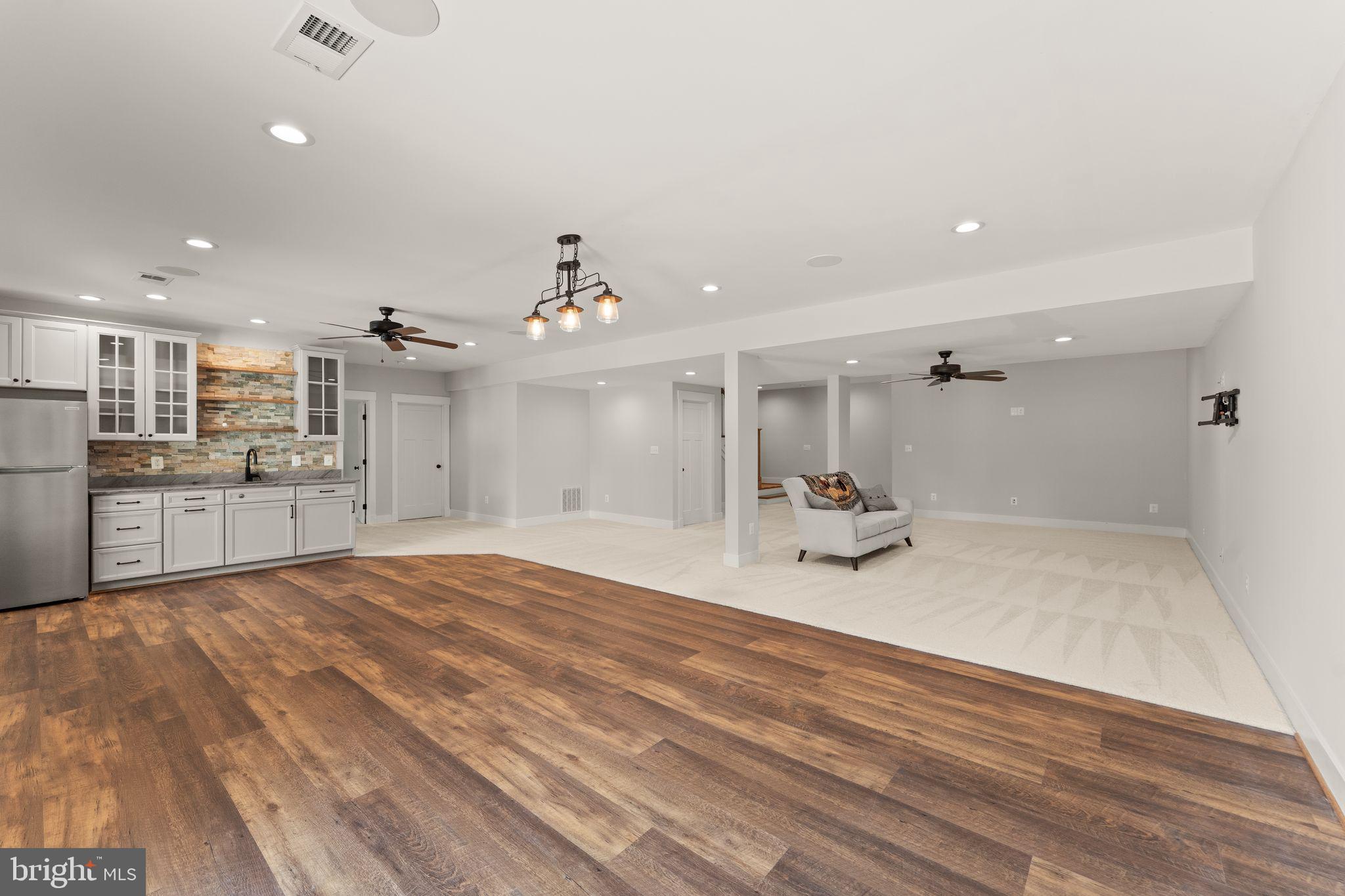 MOORCONES - Residential