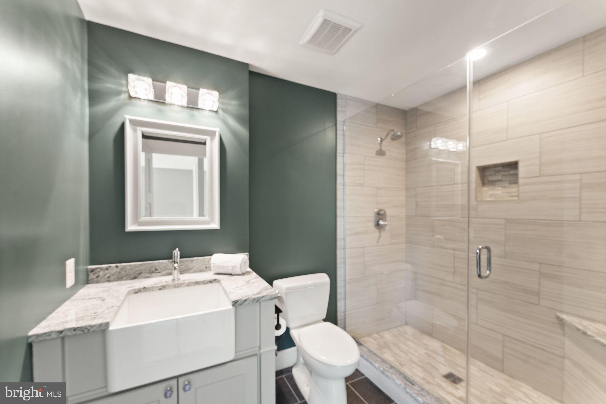 MOORCONES - Residential