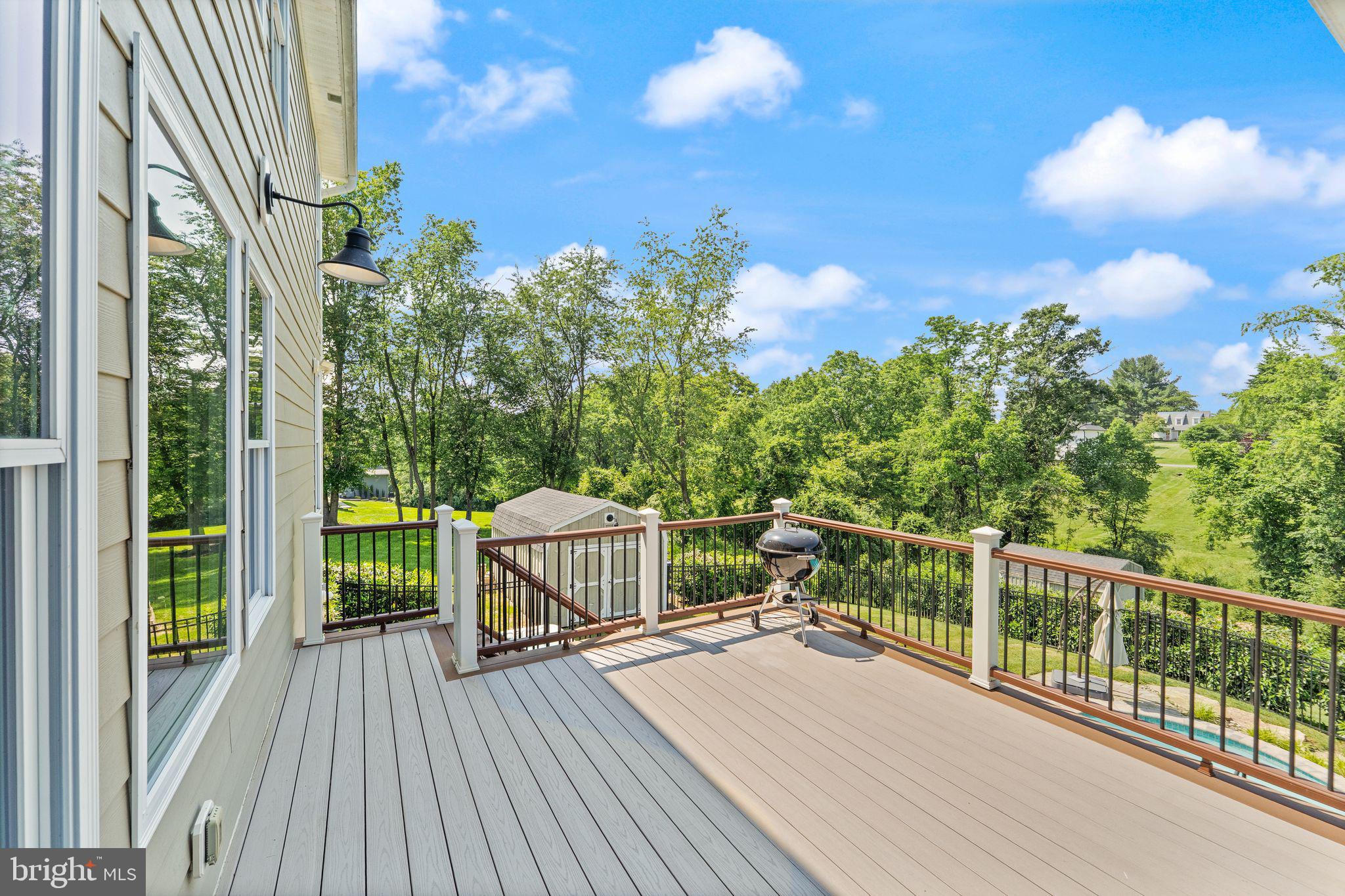 MOORCONES - Residential