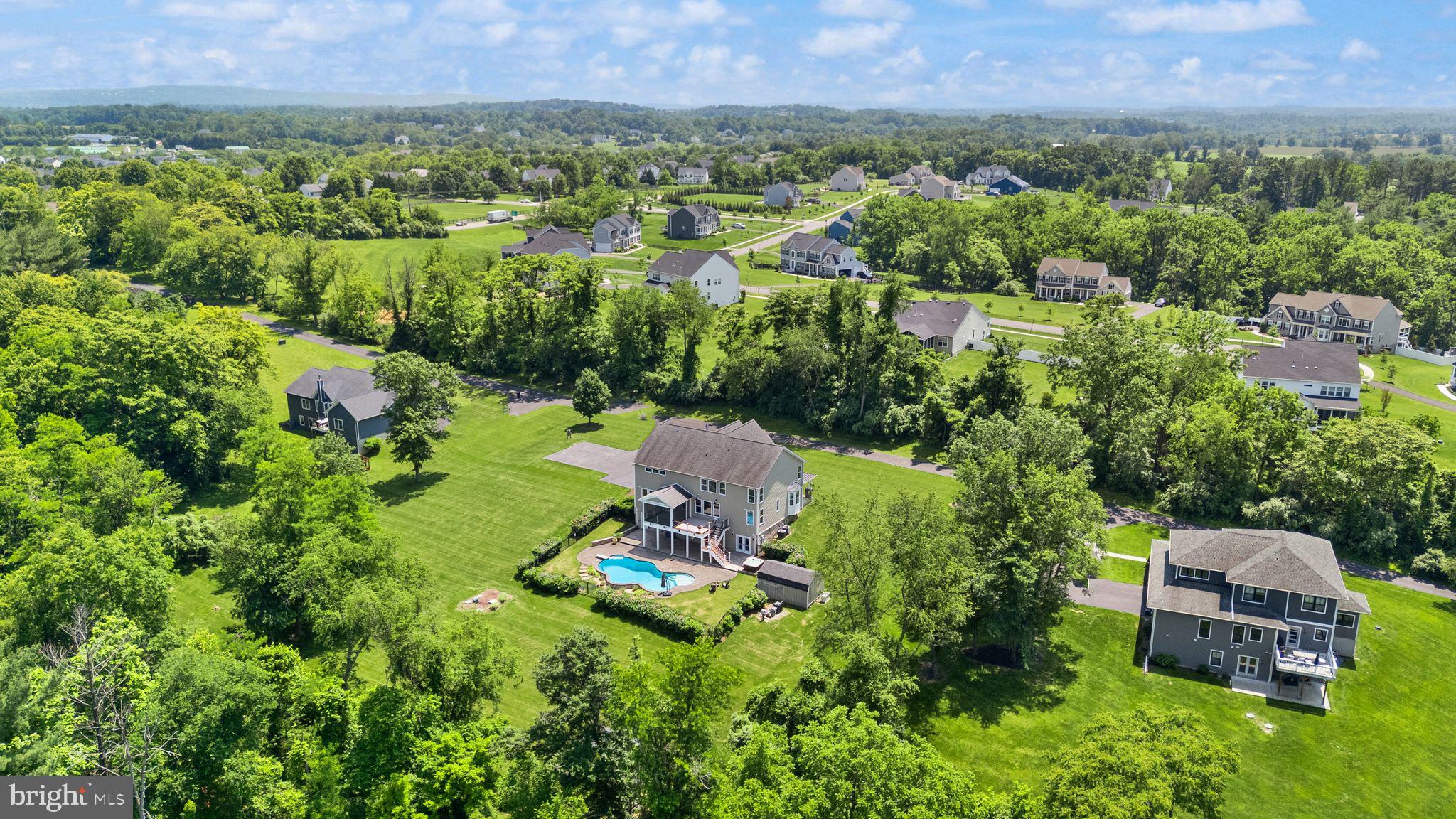 MOORCONES - Residential