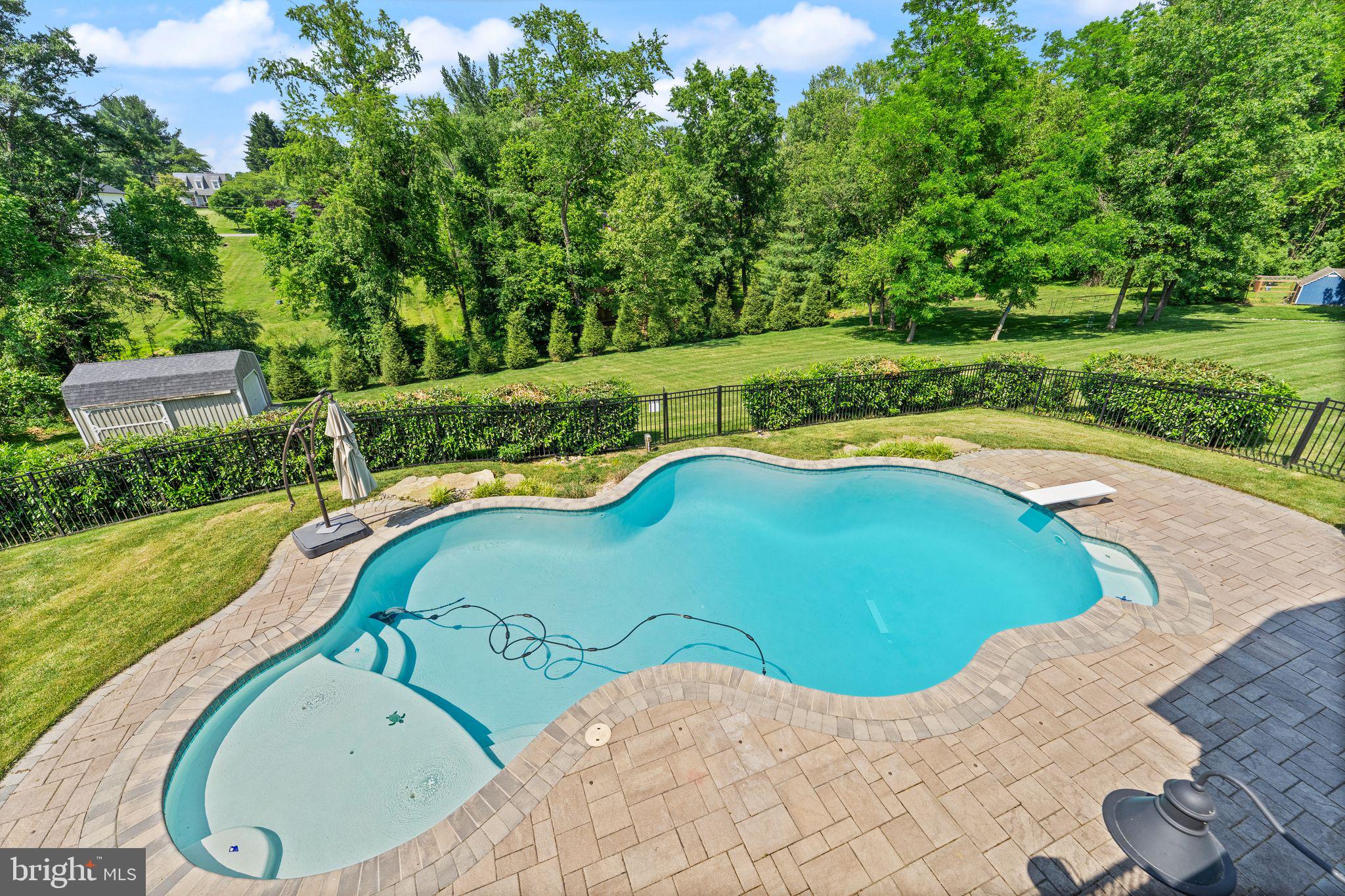 MOORCONES - Residential