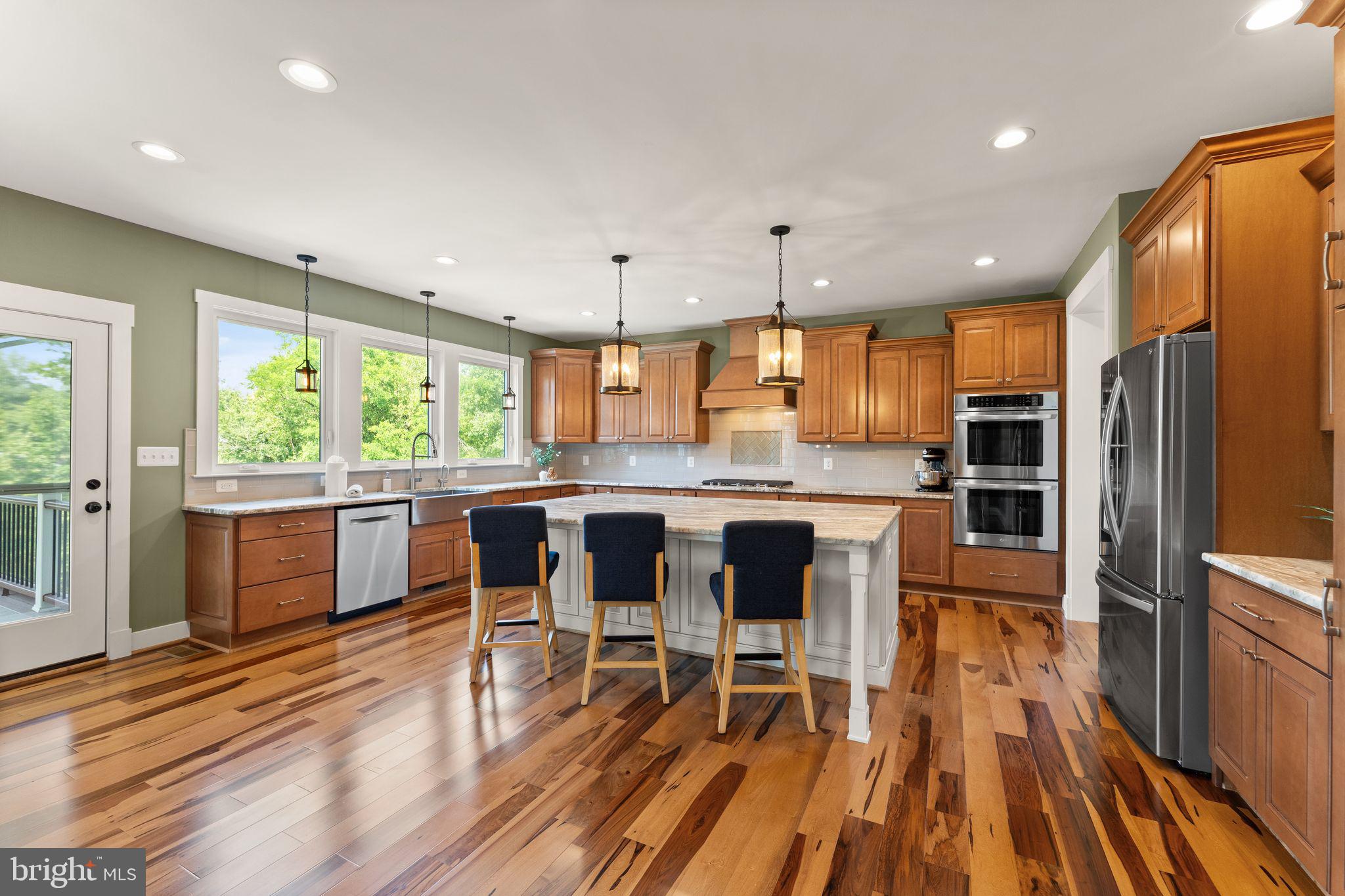 MOORCONES - Residential