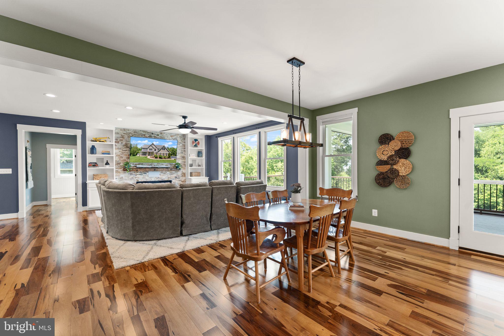 MOORCONES - Residential