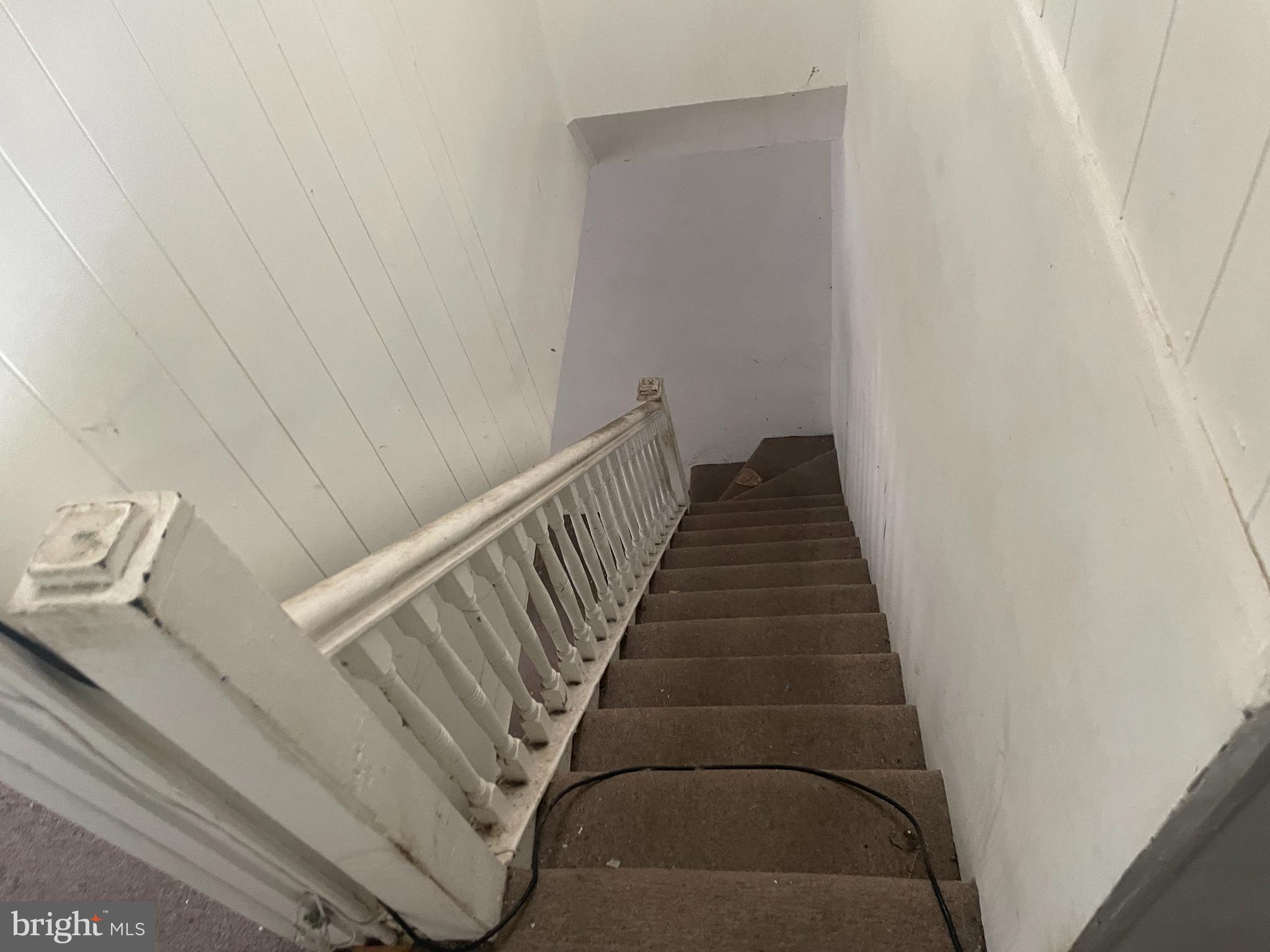 1803 N WARWICK AVENUE