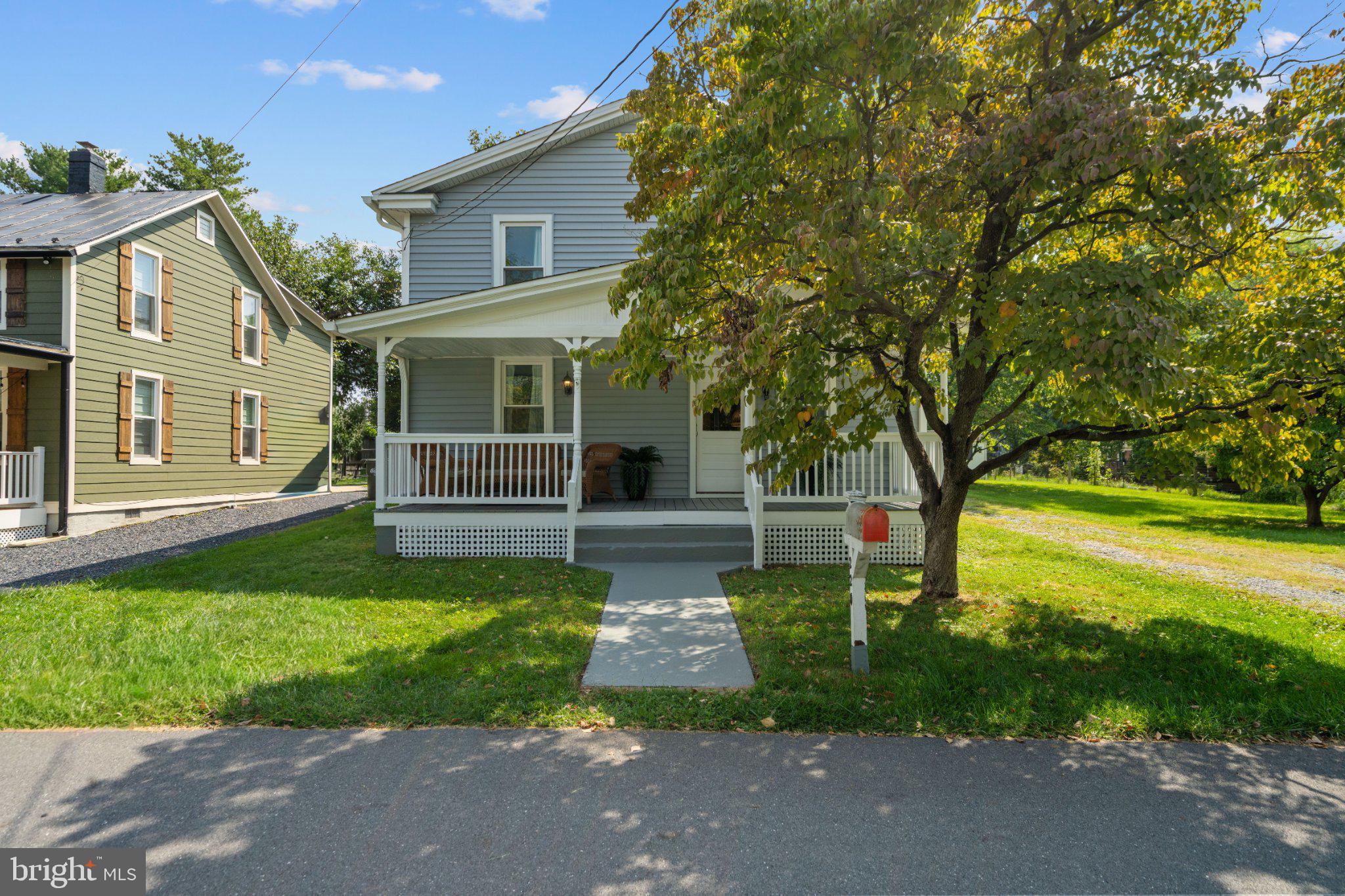 220 W O STREET