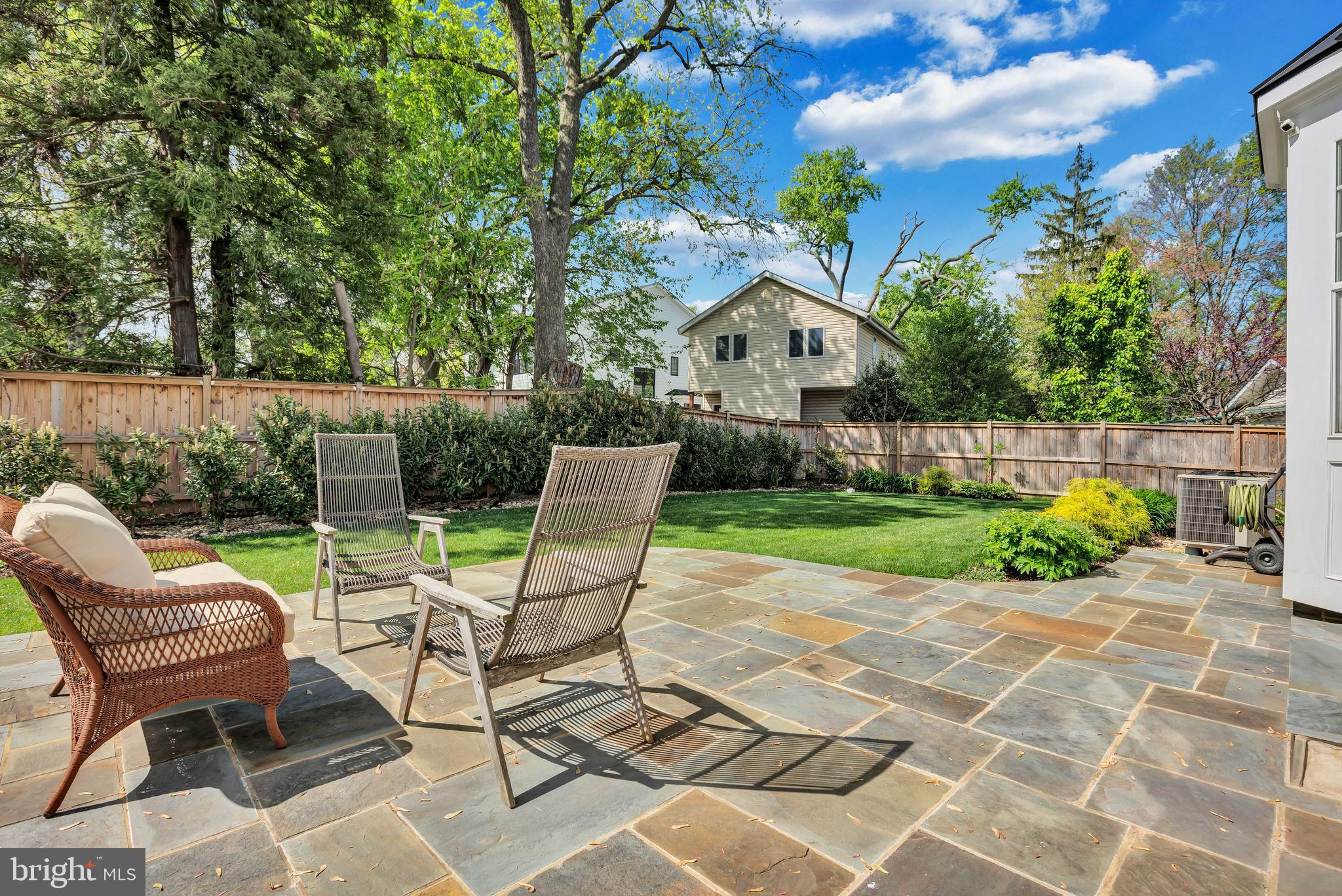 NORTH BETHESDA GROVE - Residential