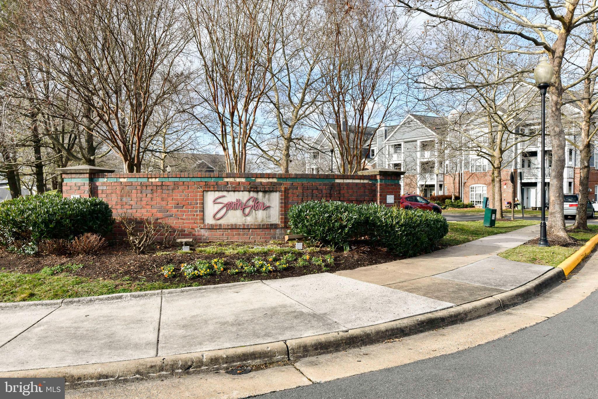 SOUTH GLEN - Residential