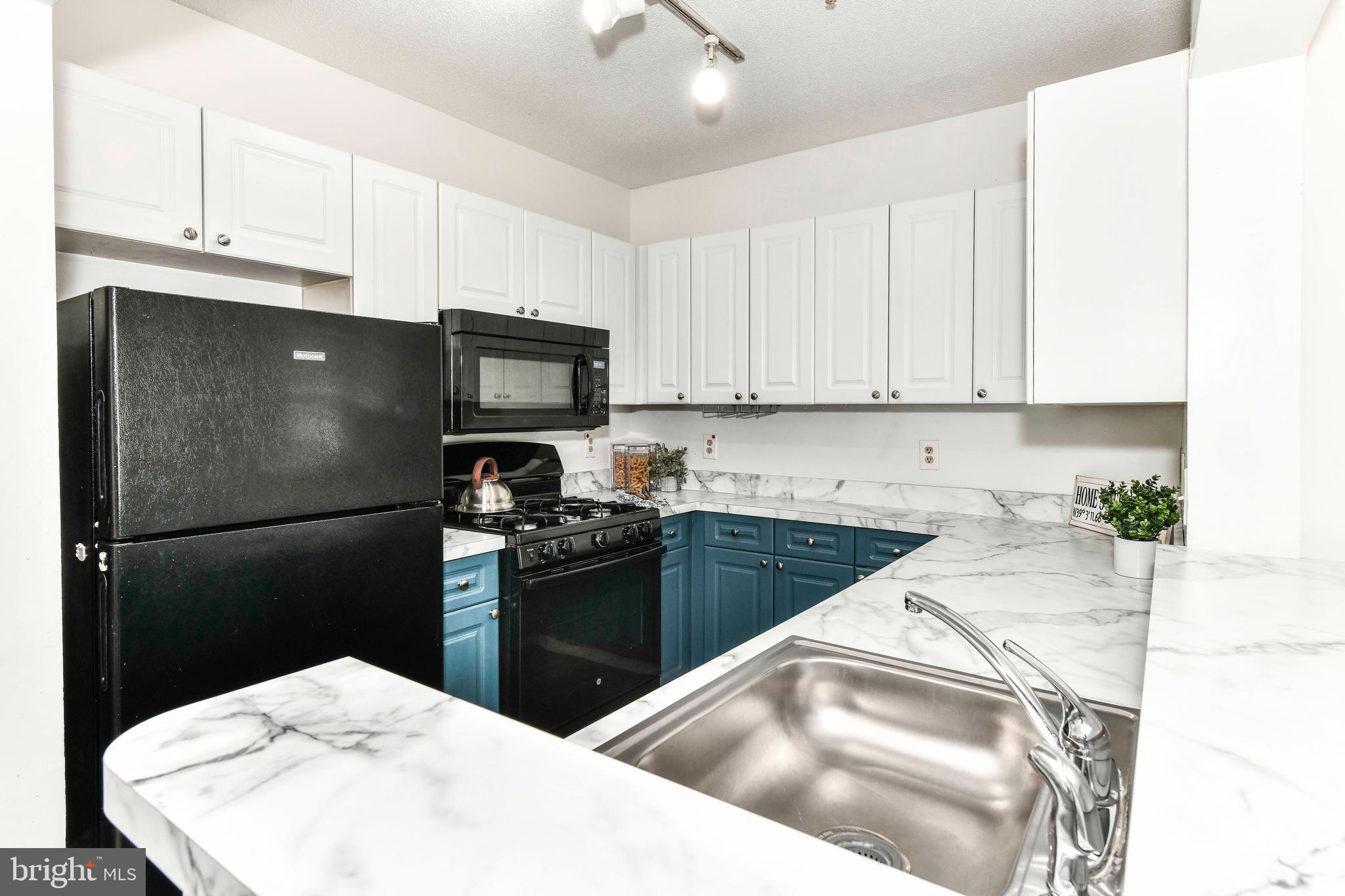 SOUTH GLEN - Residential