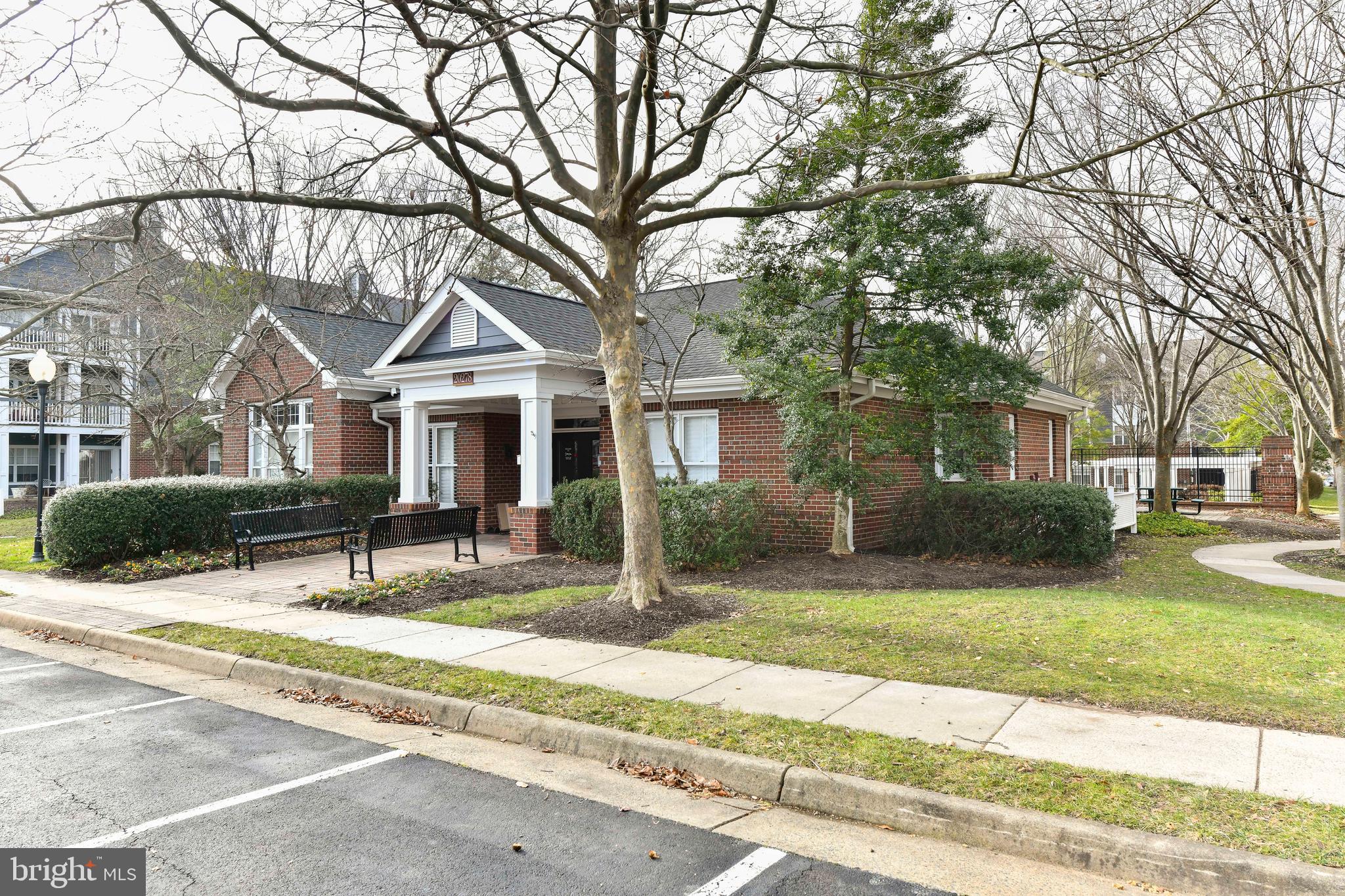 SOUTH GLEN - Residential