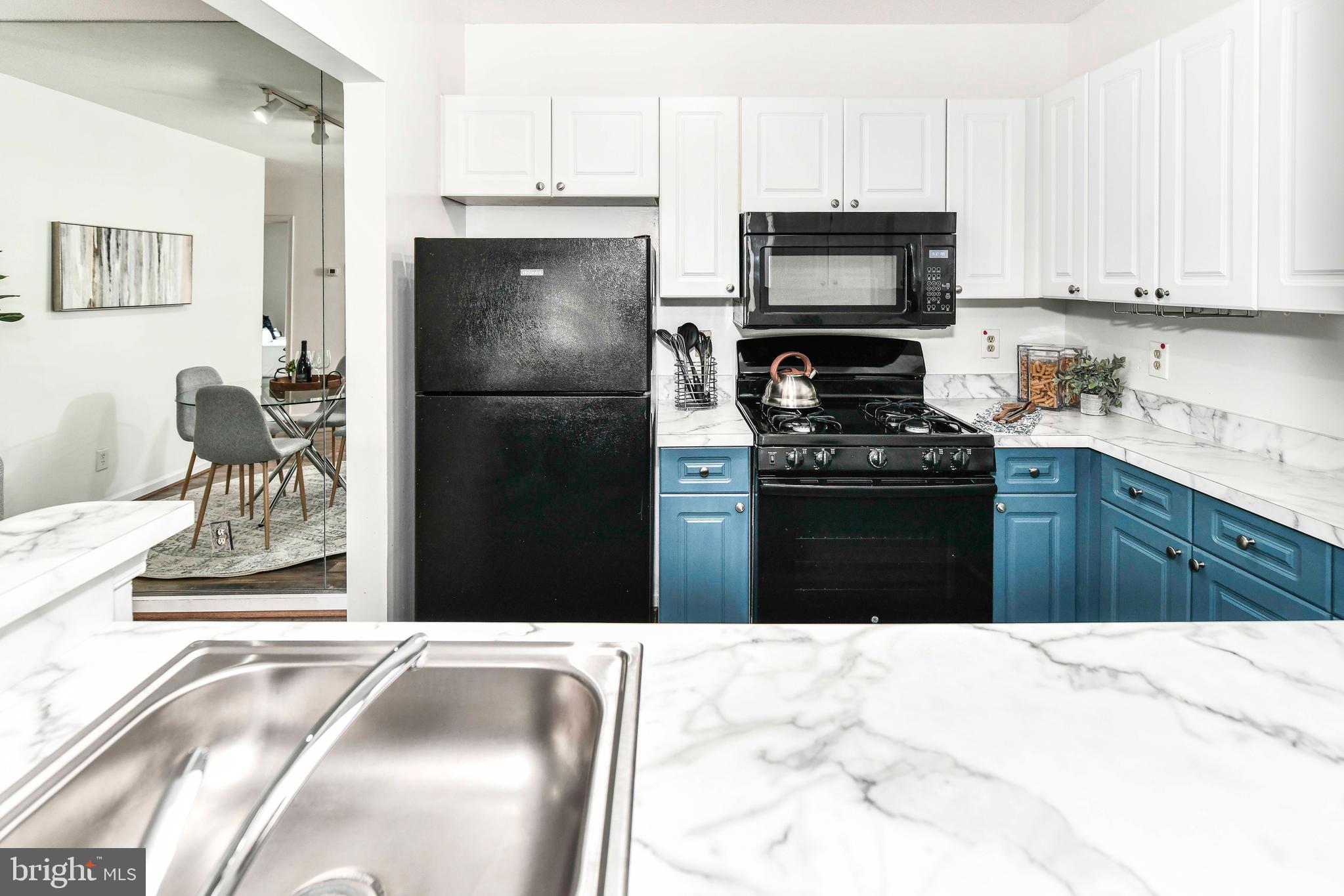 SOUTH GLEN - Residential