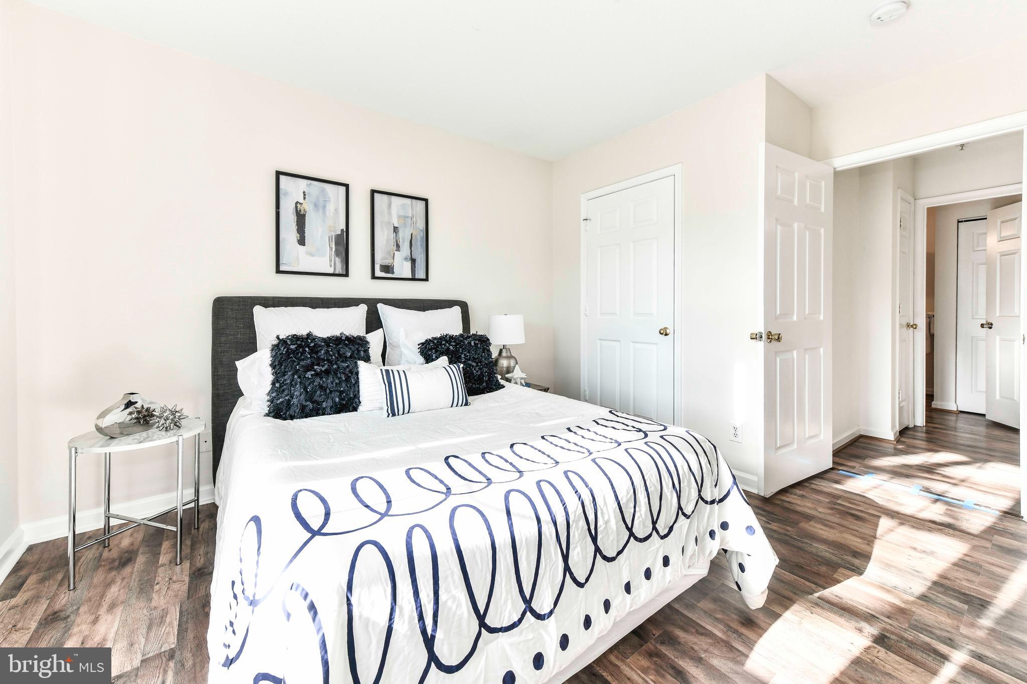 SOUTH GLEN - Residential