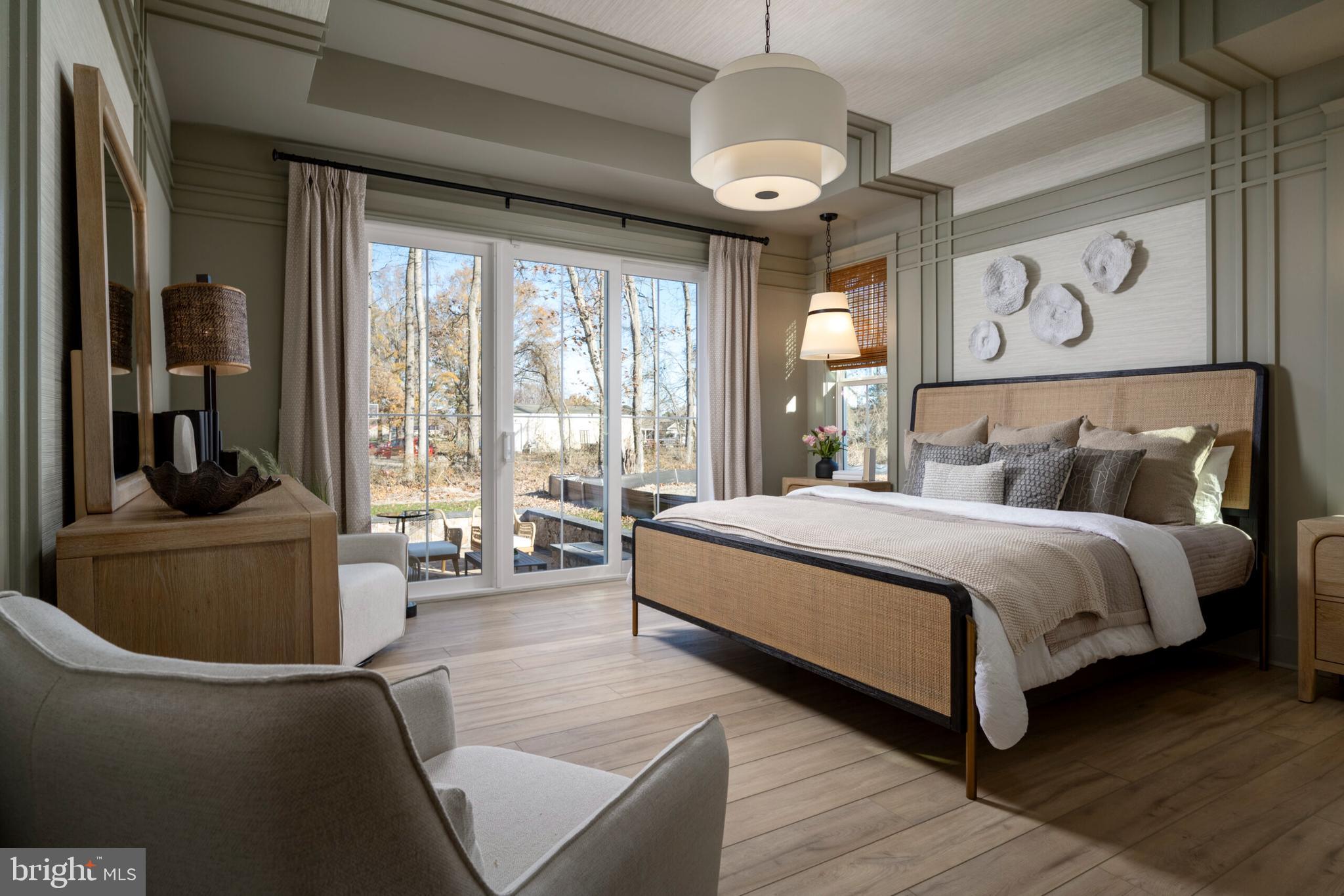 THE KNOLL AT IRONS LANE - Residential