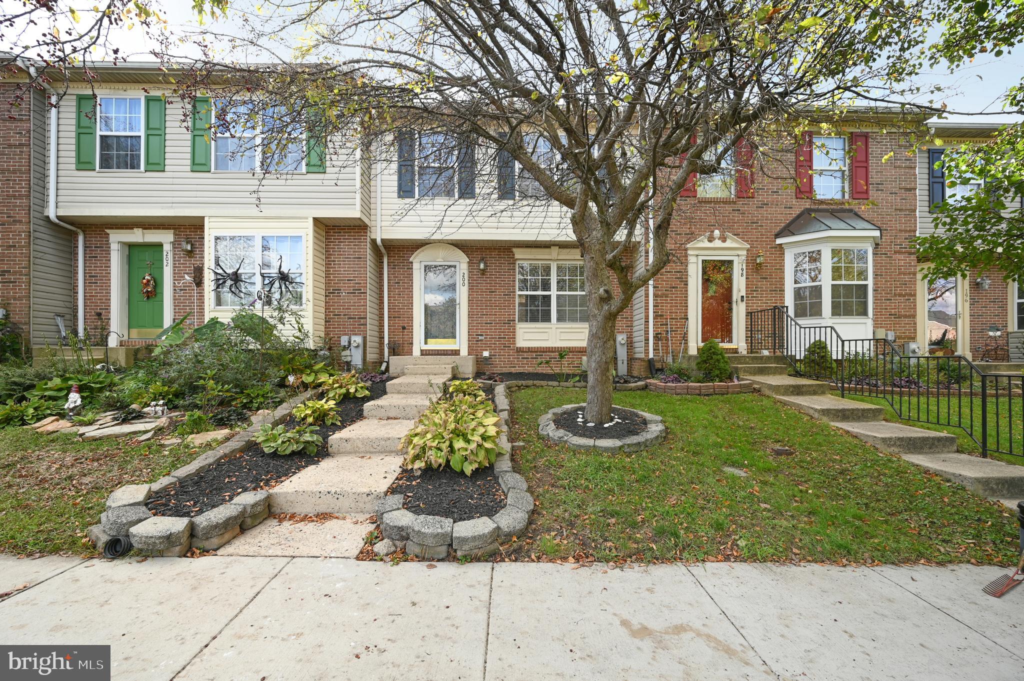 200 GLEN VIEW TERRACE