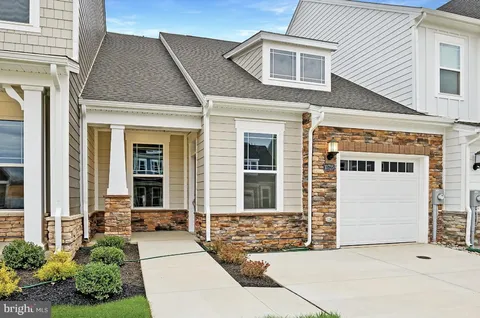 10725 Great Lakes Pl, White Plains, MD 20695 - MLS#: MDCH2035188