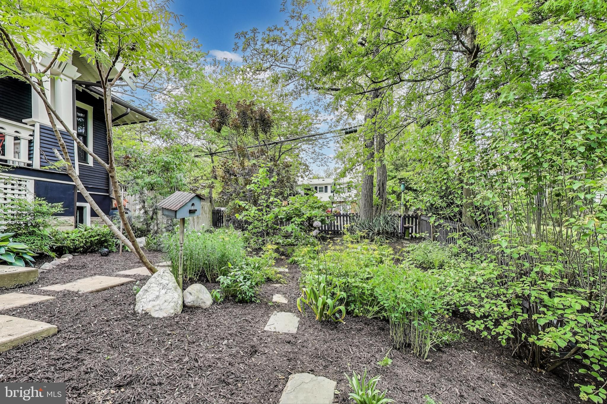 BERKSHIRE OAKWOOD - Residential