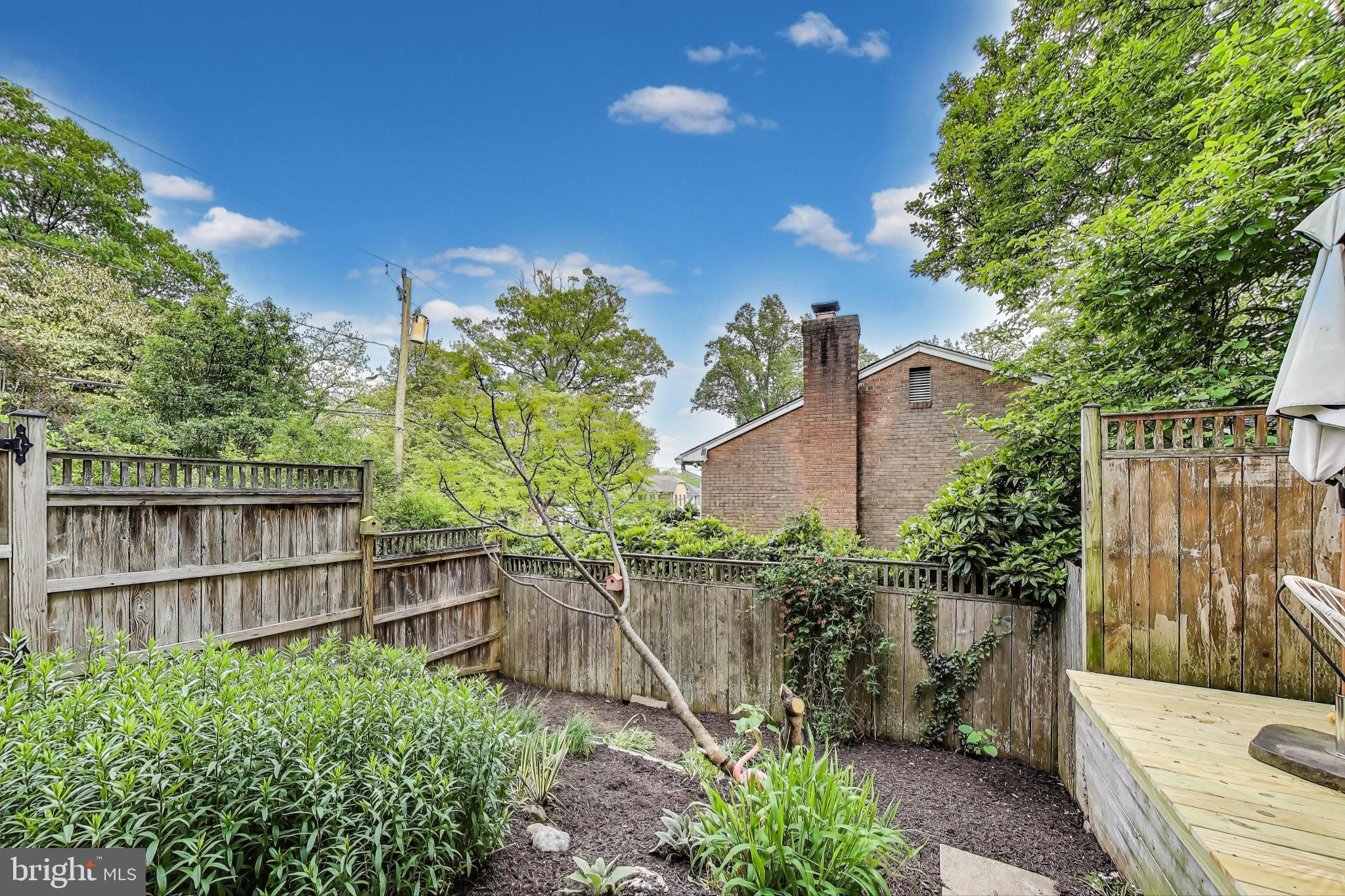 BERKSHIRE OAKWOOD - Residential