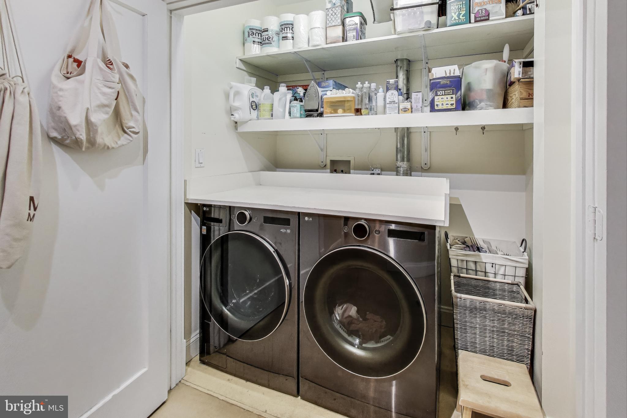 BERKSHIRE OAKWOOD - Residential