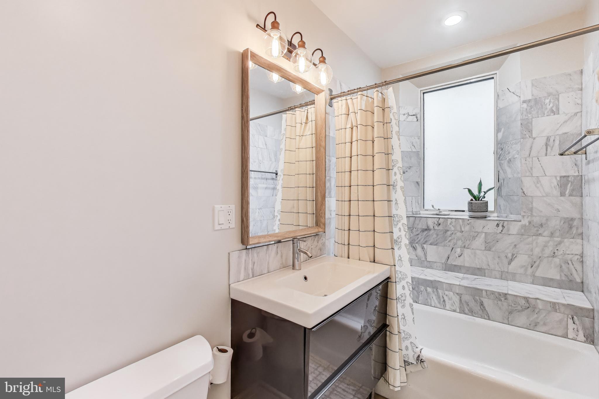 BERKSHIRE OAKWOOD - Residential