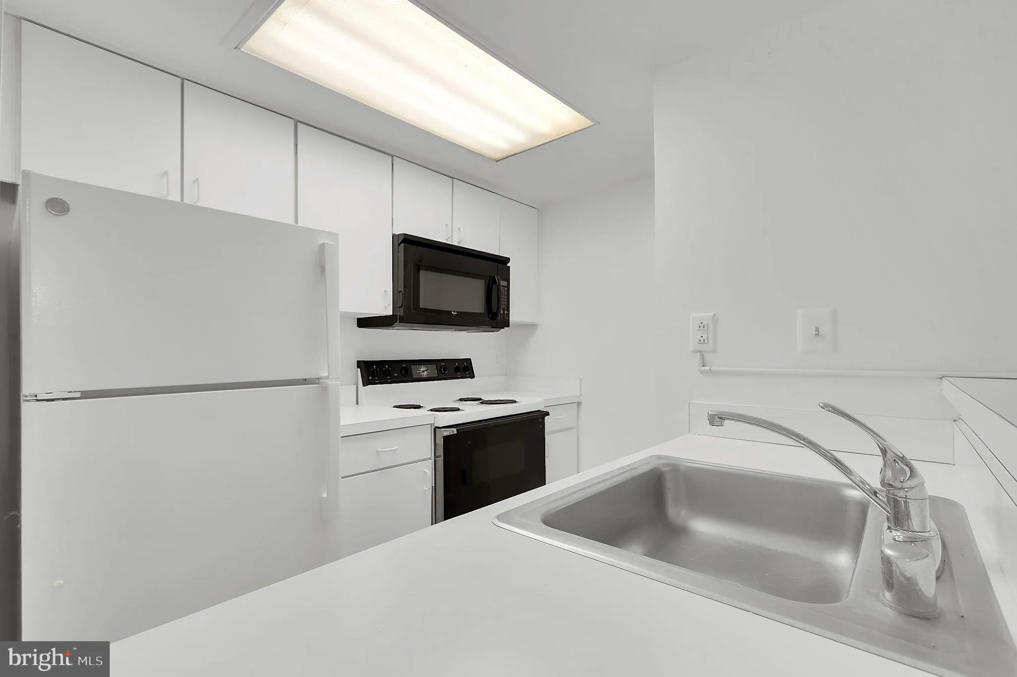 Additional image 59 of 913 Hillside Lake Terrace Unit 412, Gaithersburg, MD 20878