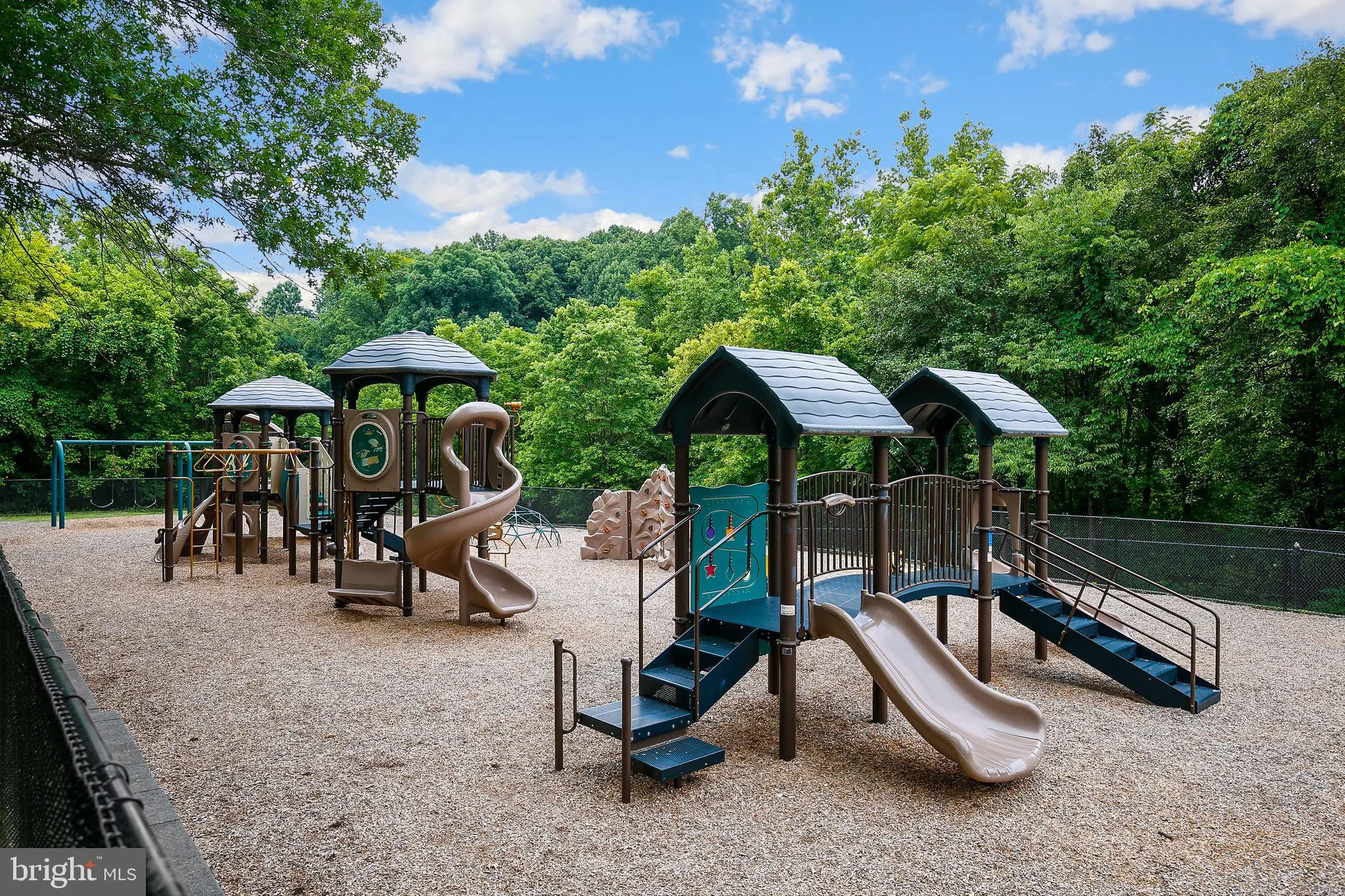 Additional image 79 of 913 Hillside Lake Terrace Unit 412, Gaithersburg, MD 20878