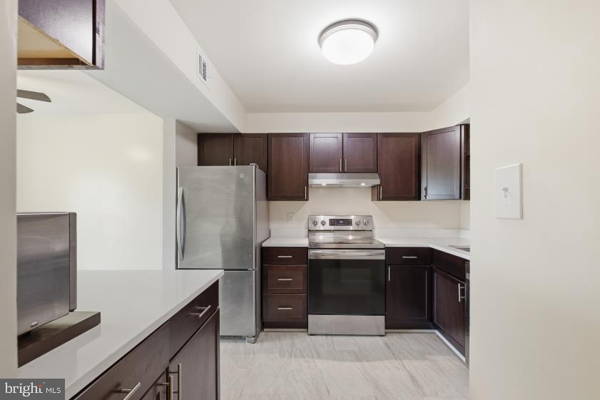 APPLEWALK CONDO - Residential
