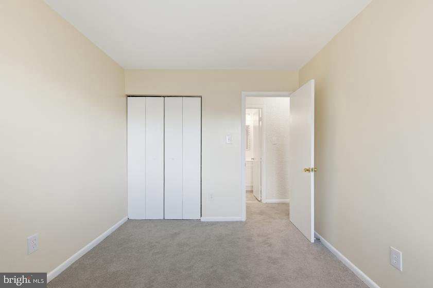 APPLEWALK CONDO - Residential