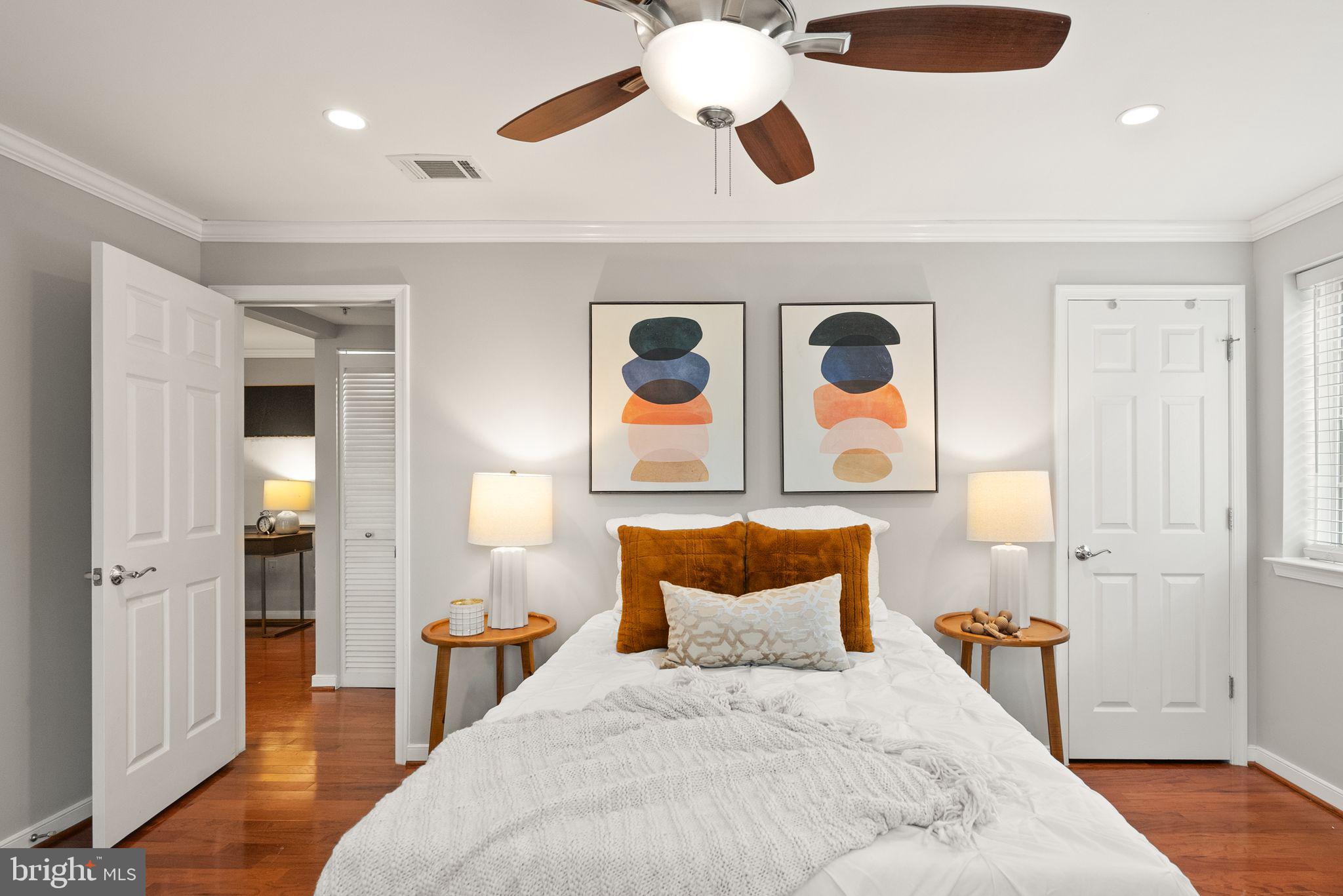 WEST VILLAGE OF SHIRLINGTON - Residential