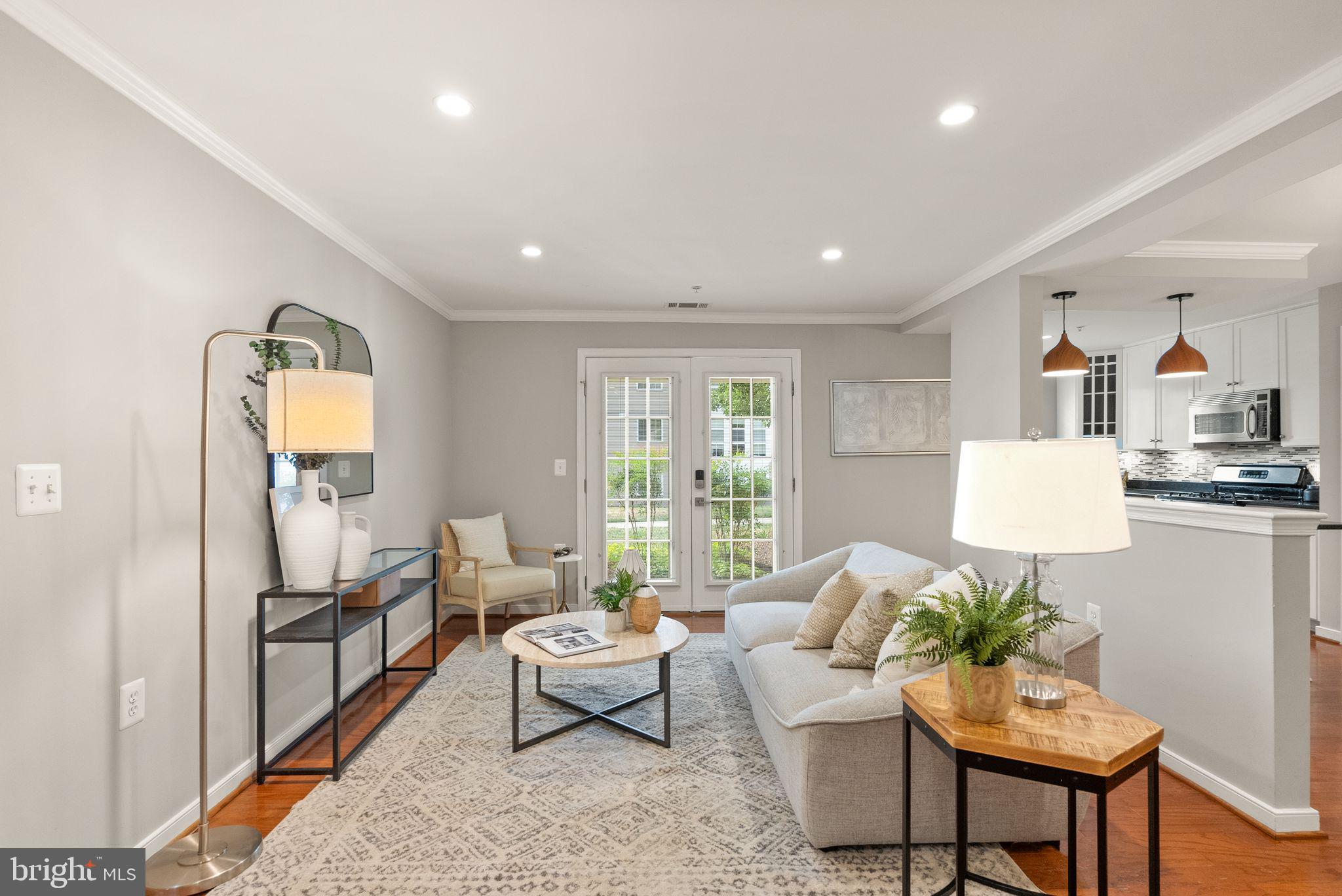 WEST VILLAGE OF SHIRLINGTON - Residential