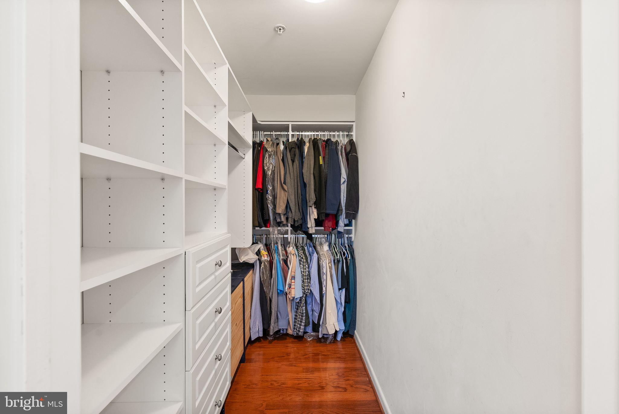 WEST VILLAGE OF SHIRLINGTON - Residential