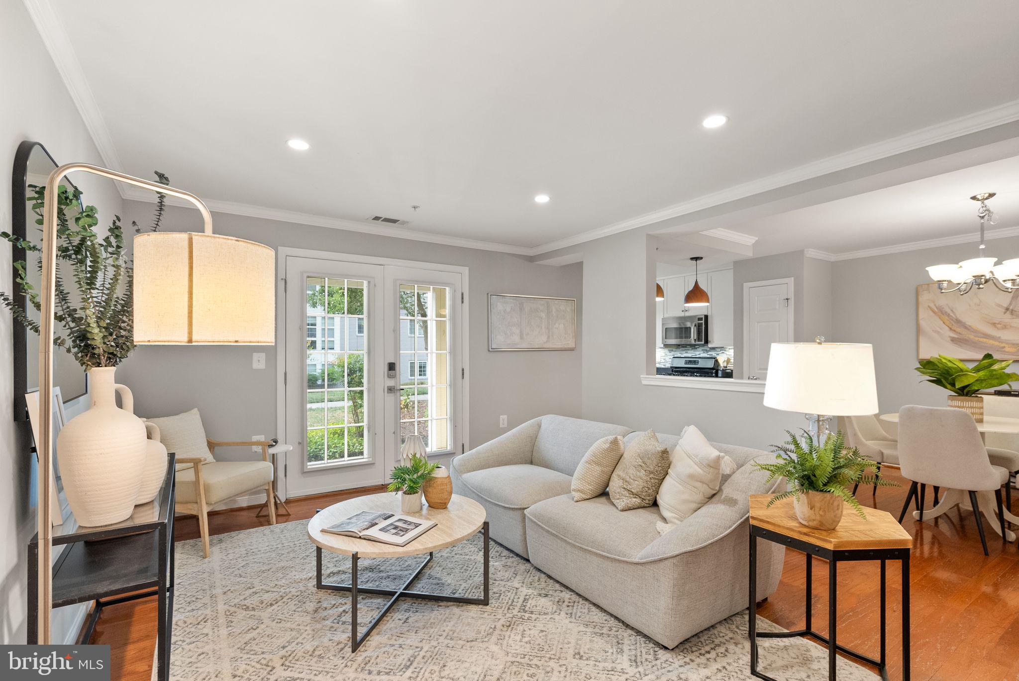 WEST VILLAGE OF SHIRLINGTON - Residential