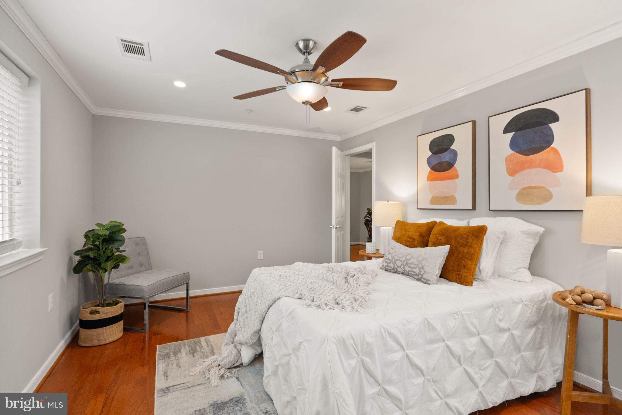 WEST VILLAGE OF SHIRLINGTON - Residential