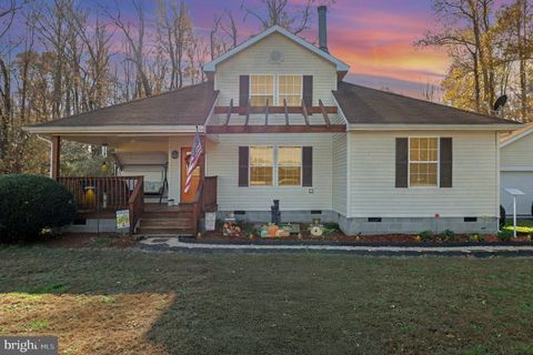 Homes For Sale - 6 Dockside Court<br/> Westmoreland County, MONTROSS, VA 22520