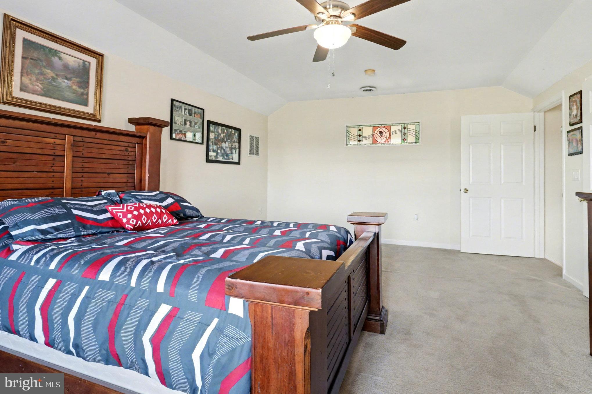 SHIRLAND SHORES - Residential