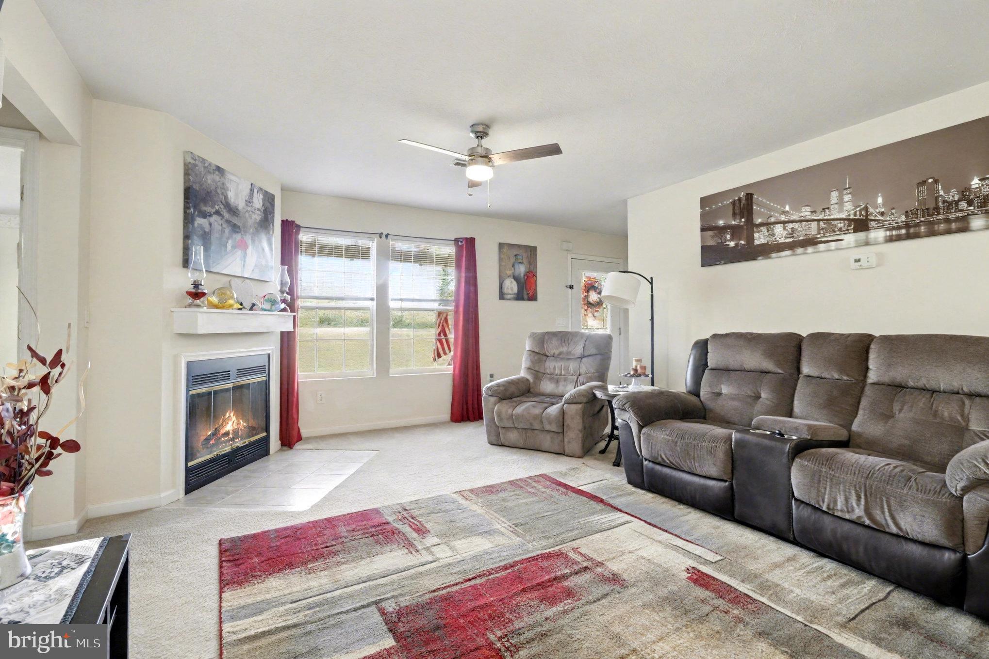 SHIRLAND SHORES - Residential