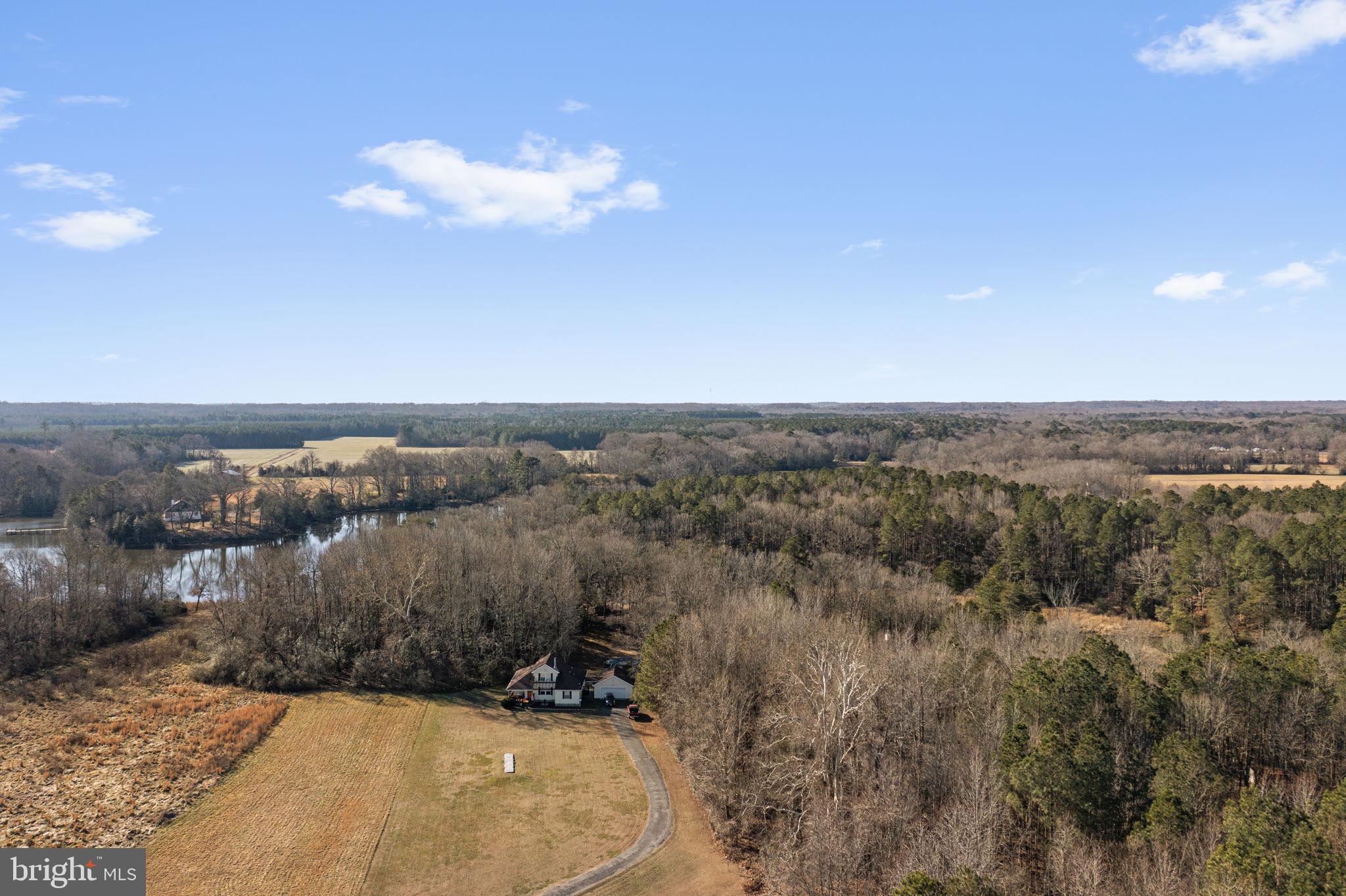 SHIRLAND SHORES - Residential