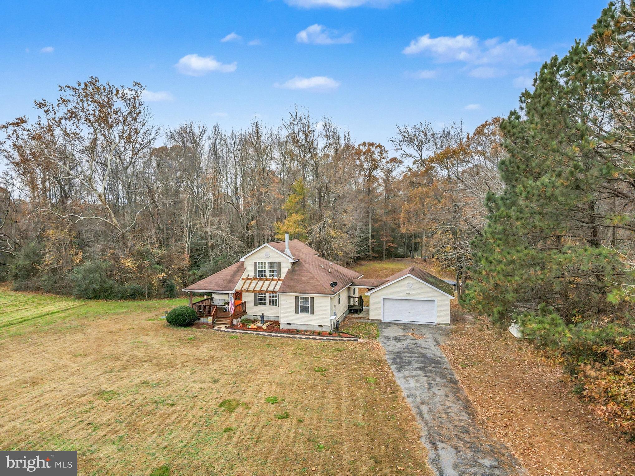 SHIRLAND SHORES - Residential