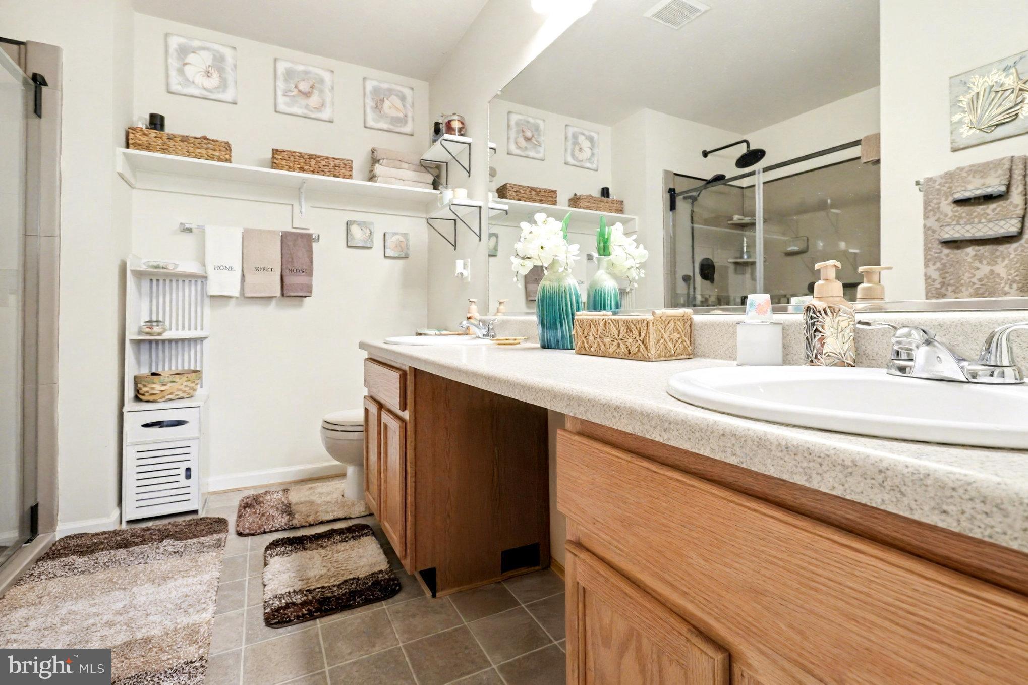 SHIRLAND SHORES - Residential