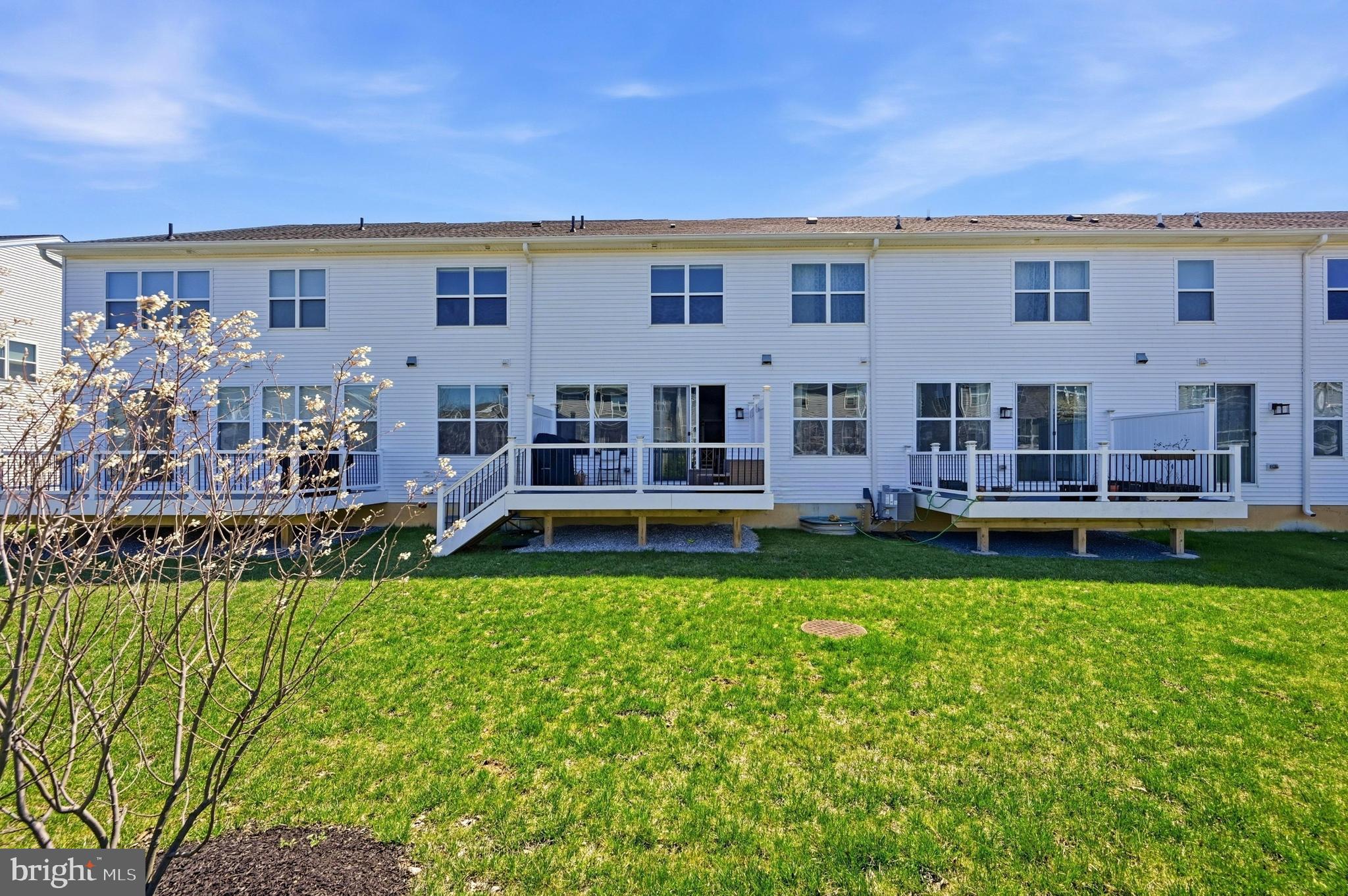 ENCLAVE AT CHESTER SPRINGS - Residential