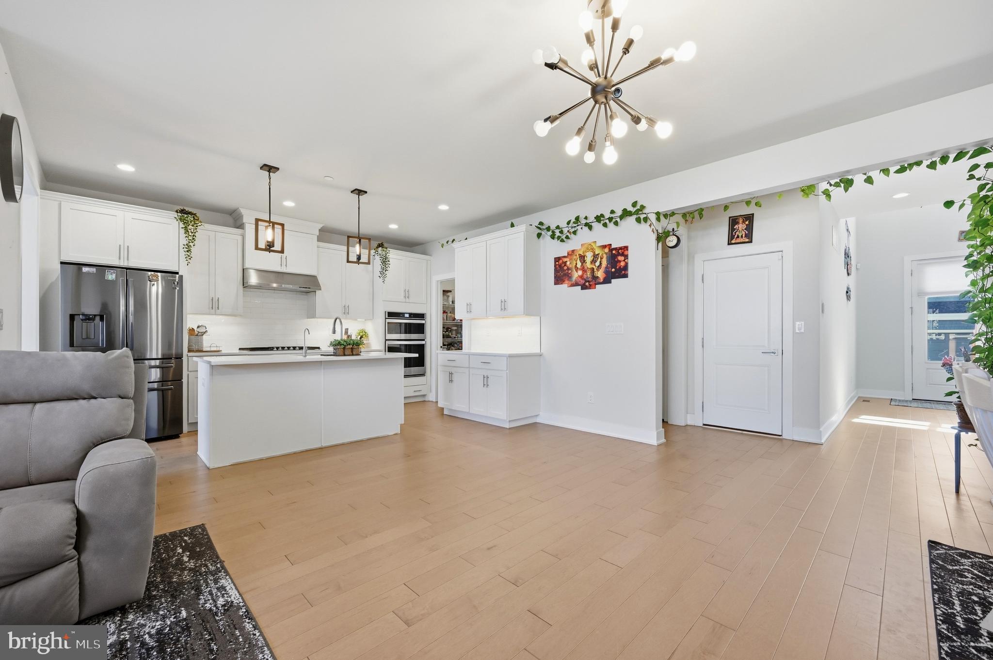 ENCLAVE AT CHESTER SPRINGS - Residential