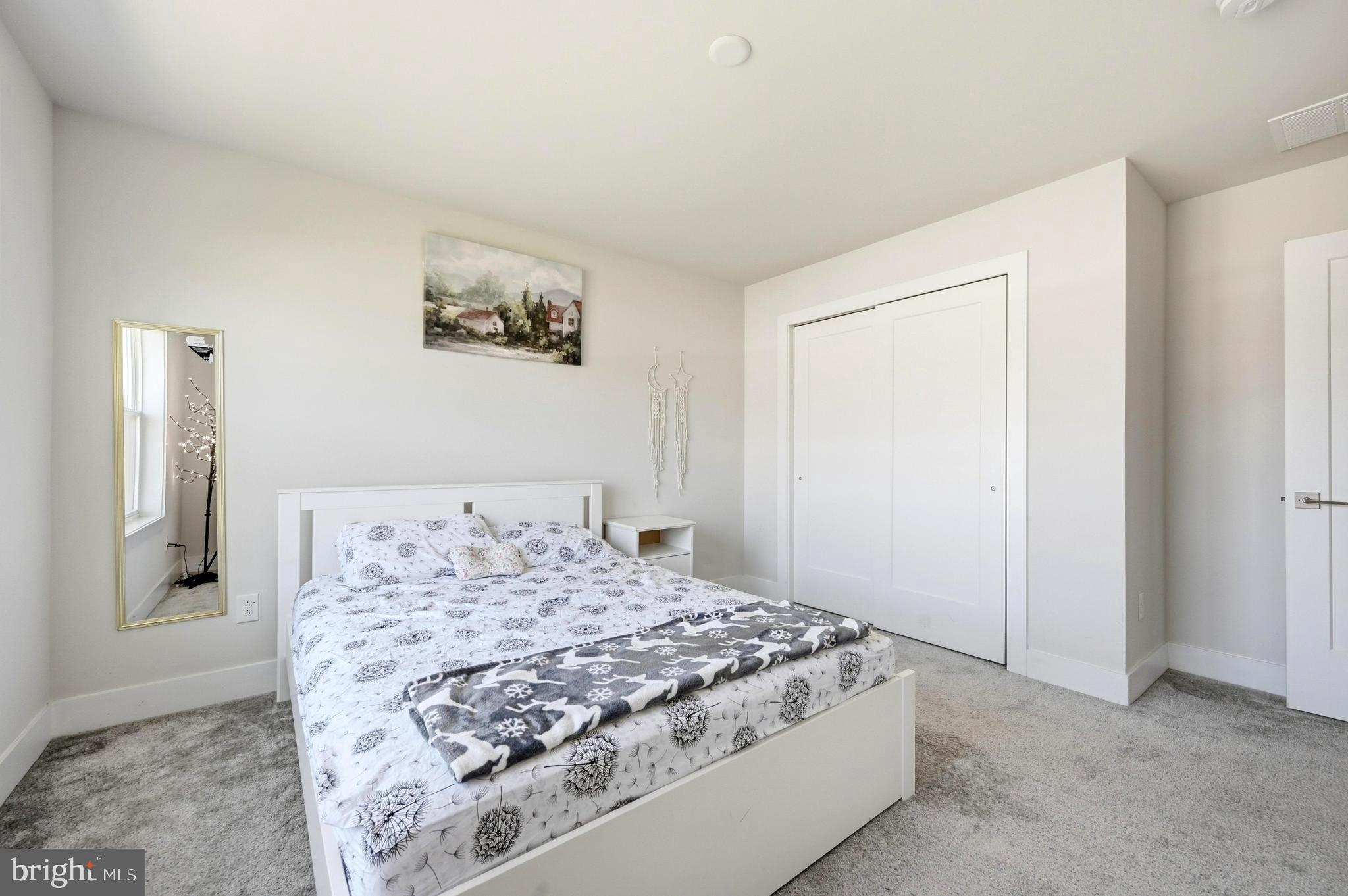 ENCLAVE AT CHESTER SPRINGS - Residential