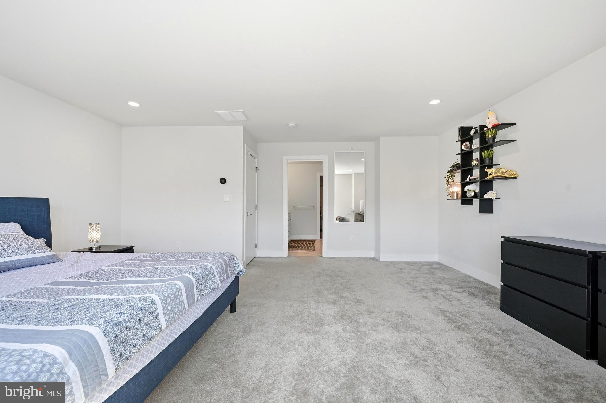 ENCLAVE AT CHESTER SPRINGS - Residential