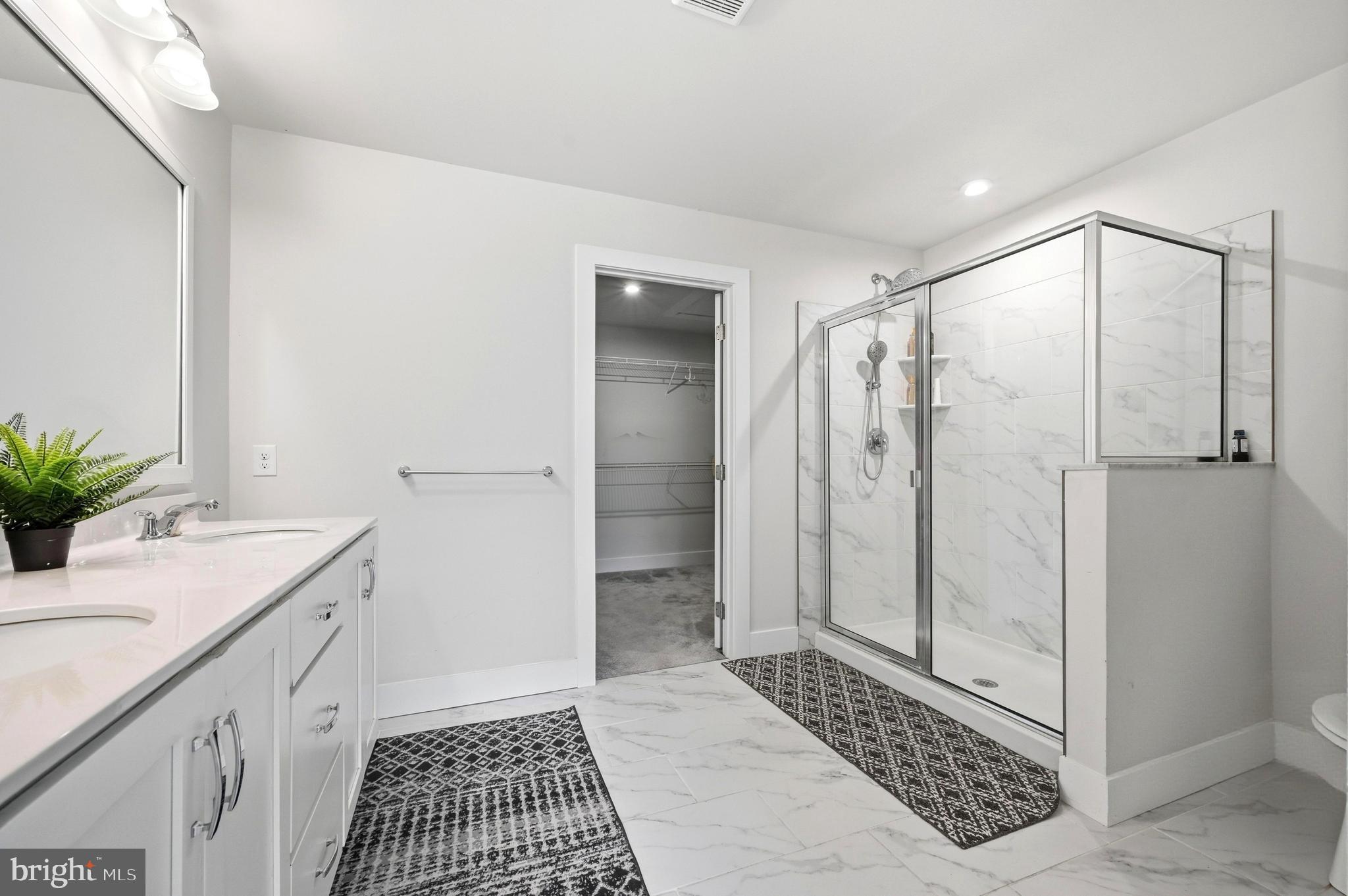 ENCLAVE AT CHESTER SPRINGS - Residential