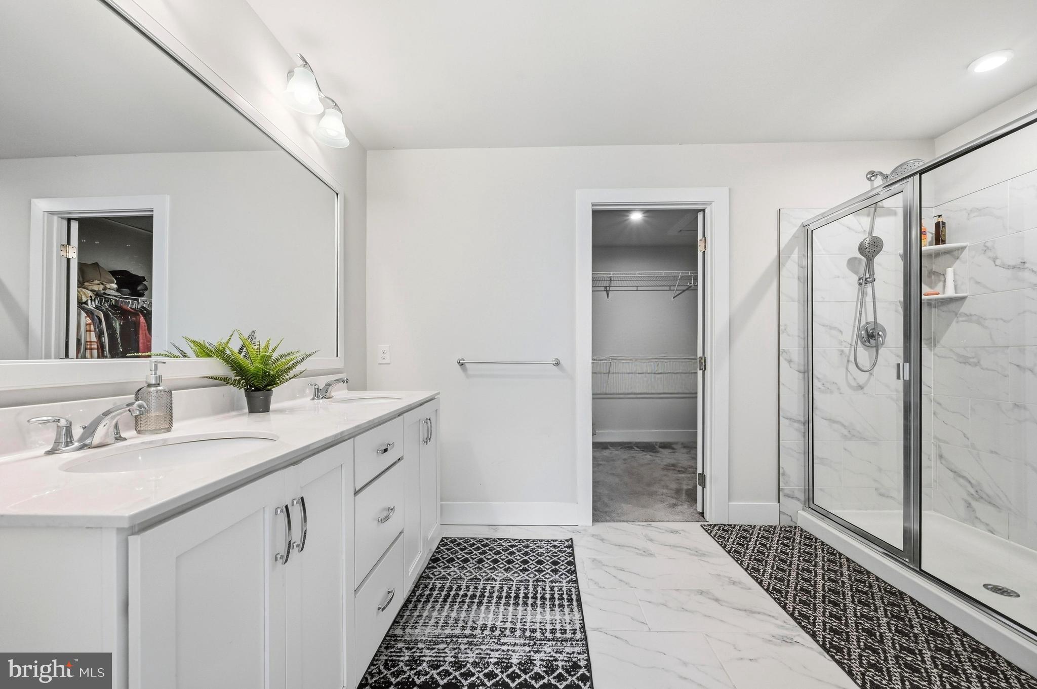 ENCLAVE AT CHESTER SPRINGS - Residential