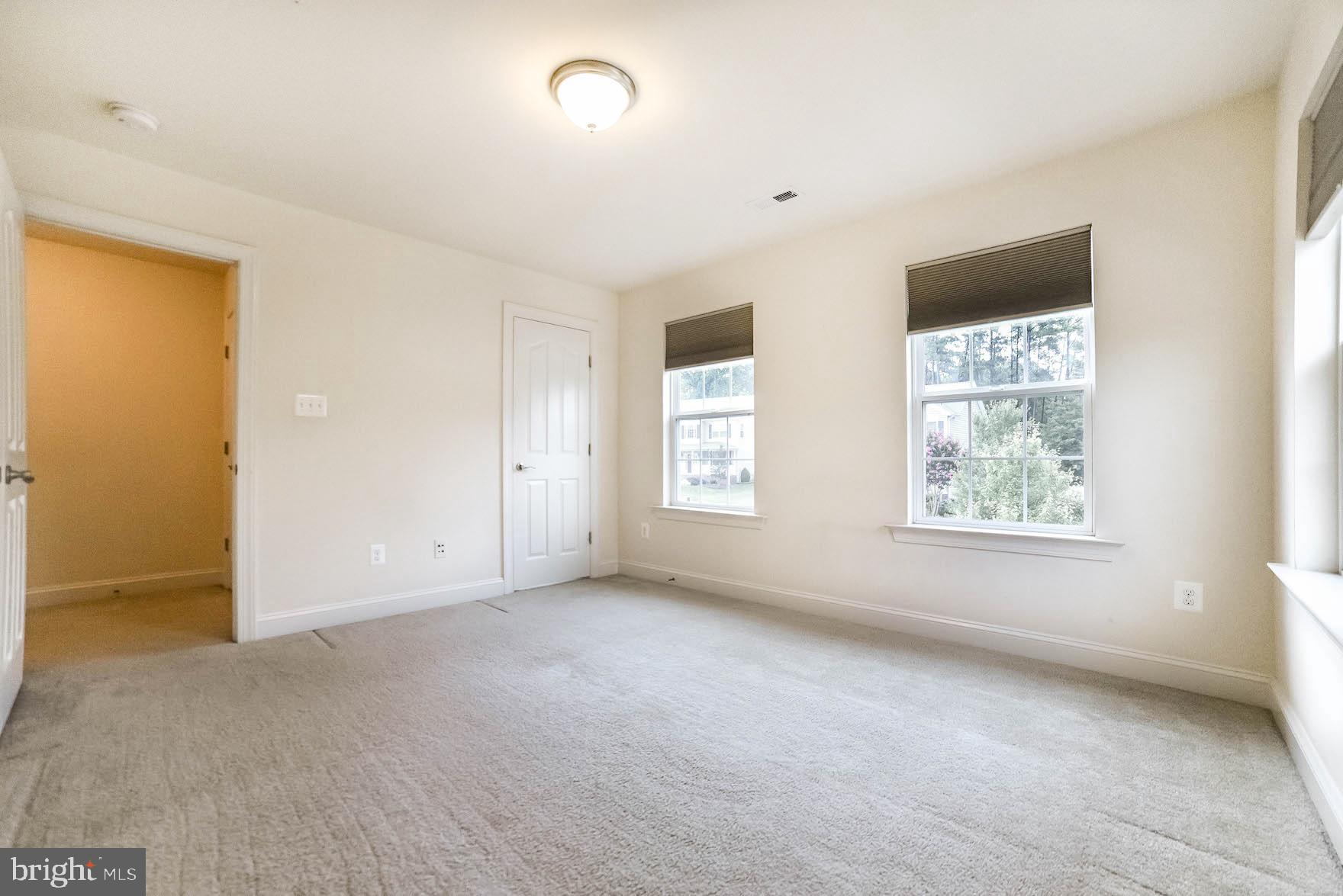 BROAD CREEK - Residential