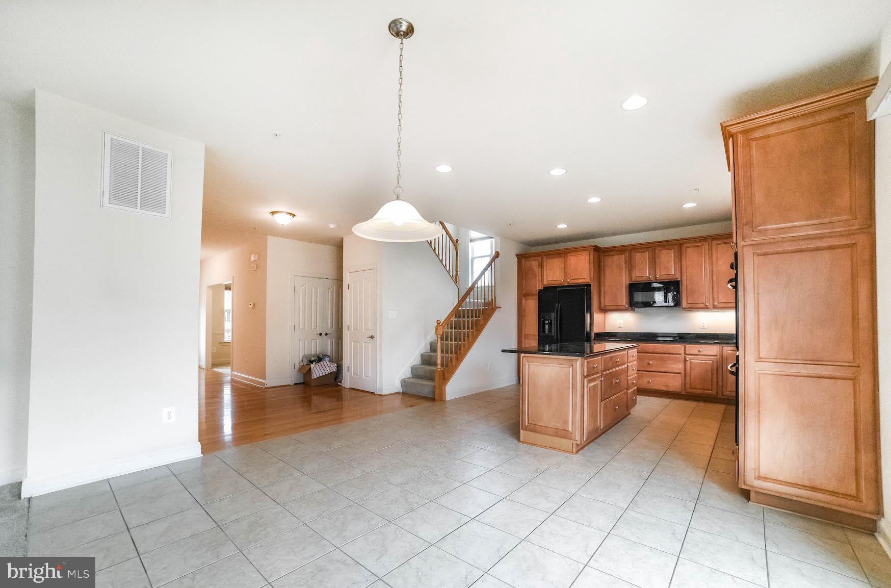 BROAD CREEK - Residential