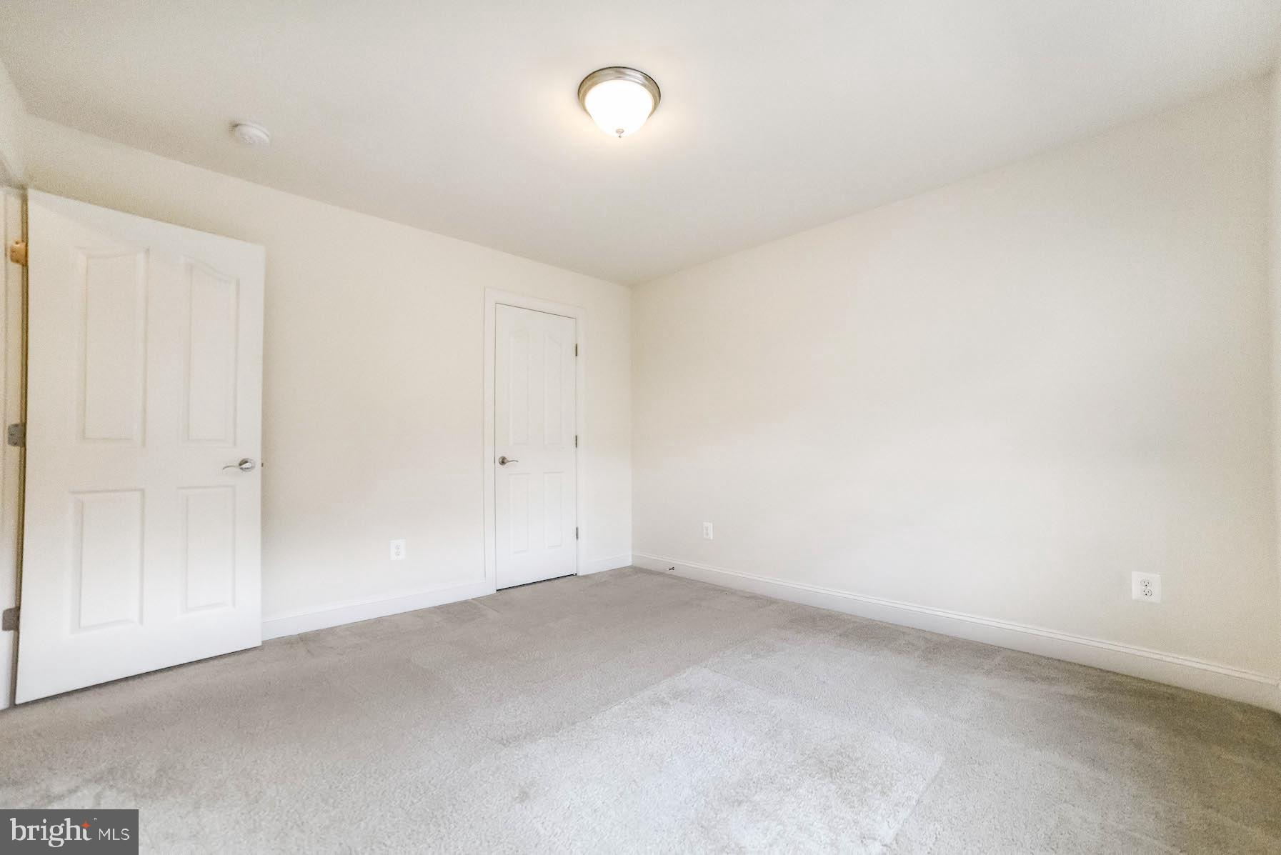 BROAD CREEK - Residential