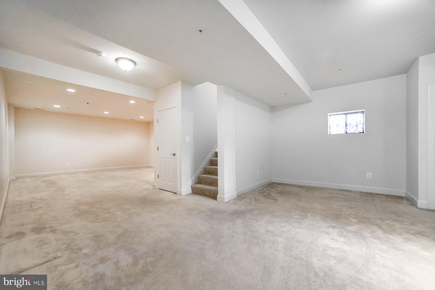 BROAD CREEK - Residential