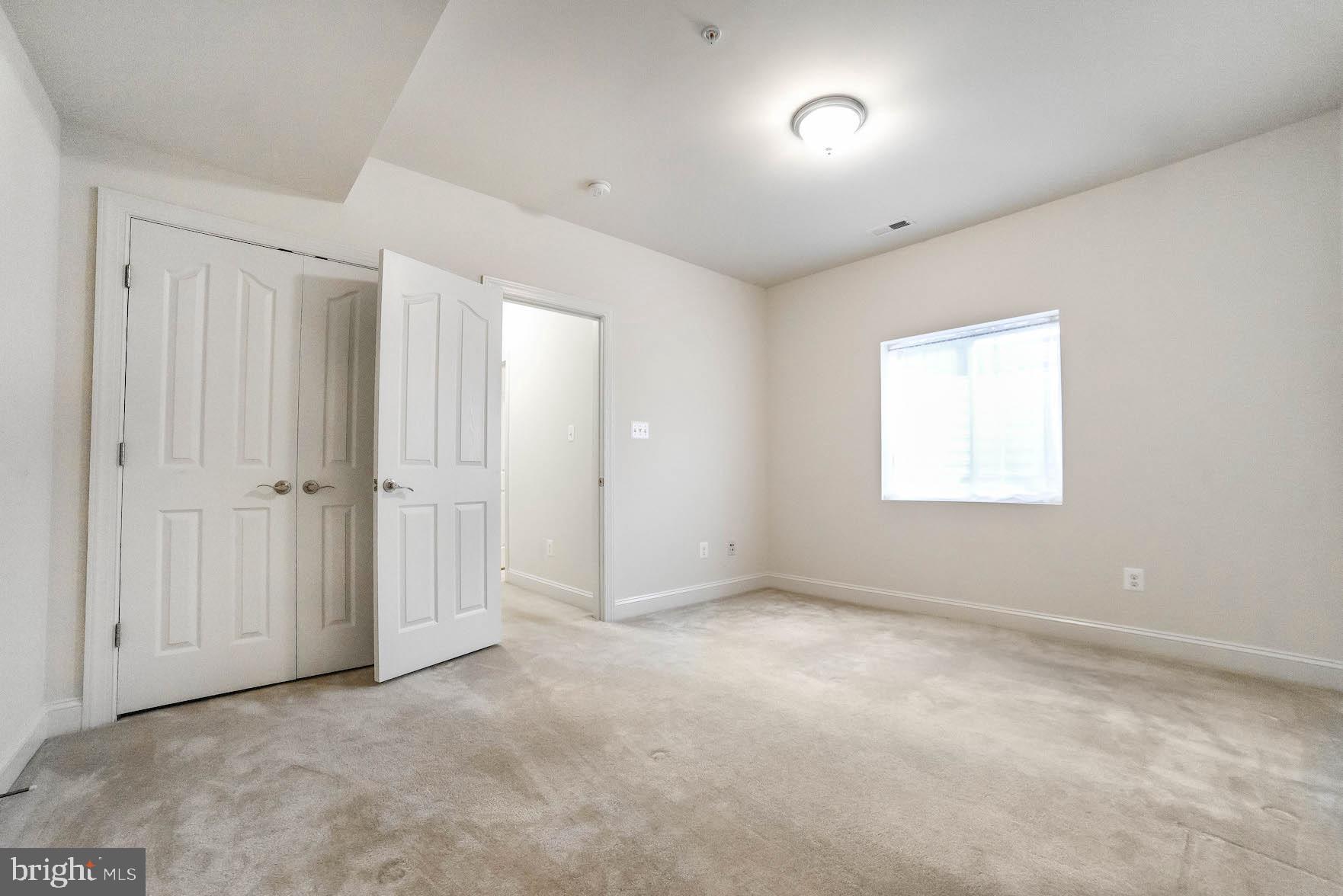 BROAD CREEK - Residential