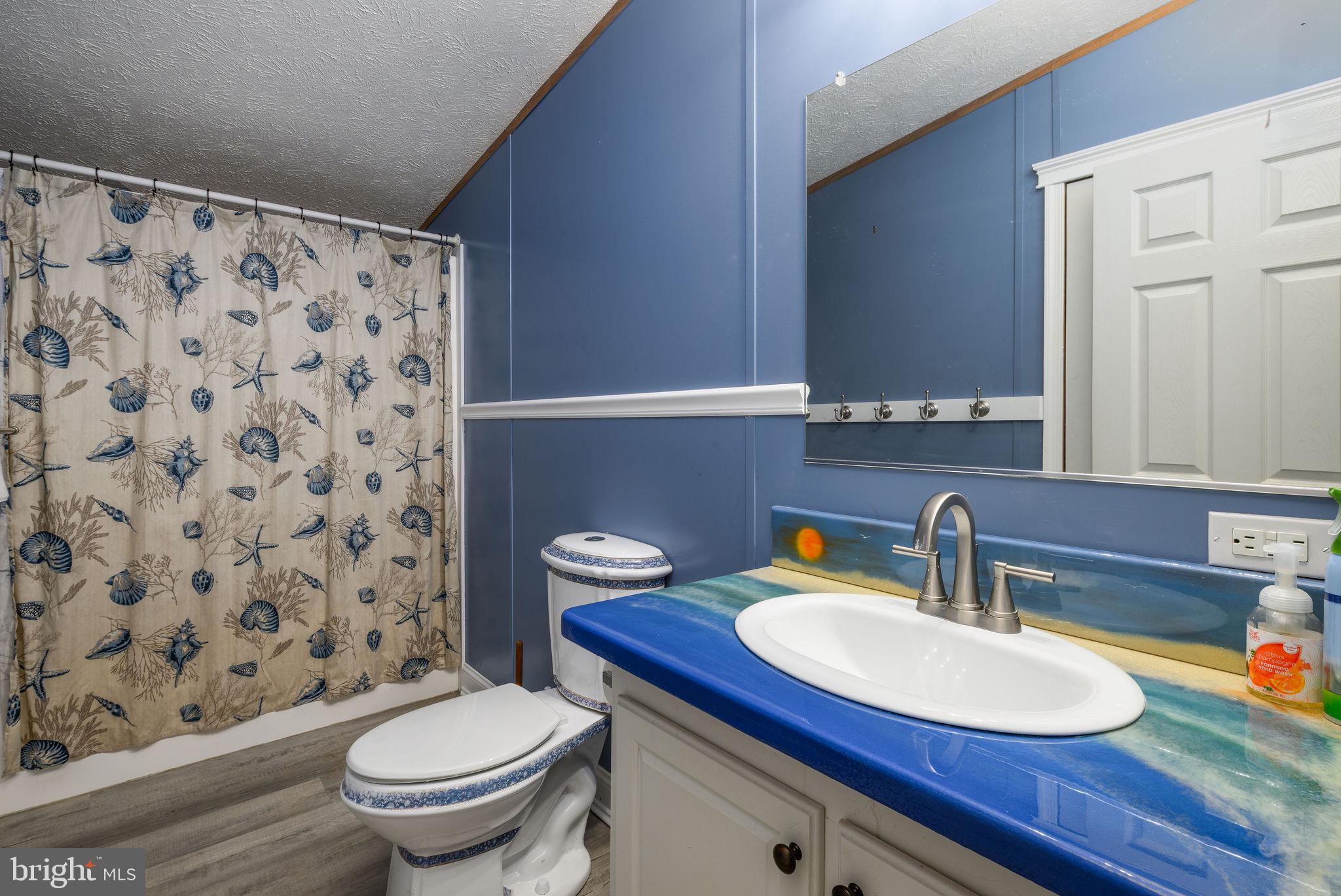 WHITE HOUSE BEACH - Residential